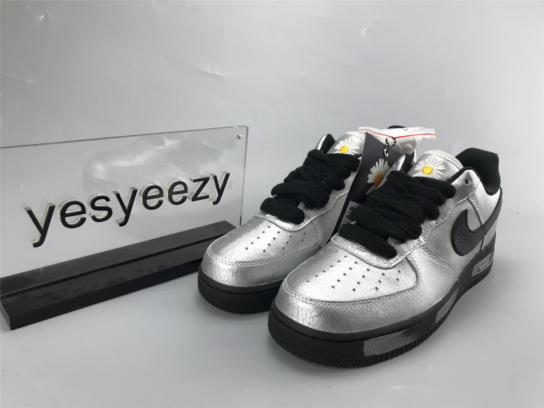 UA NIKE AIR FORCE 1 