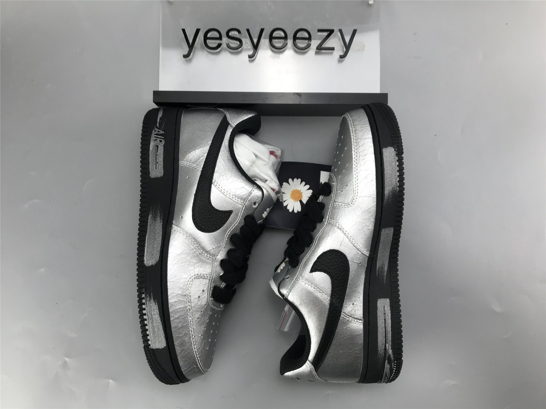 UA NIKE AIR FORCE 1 