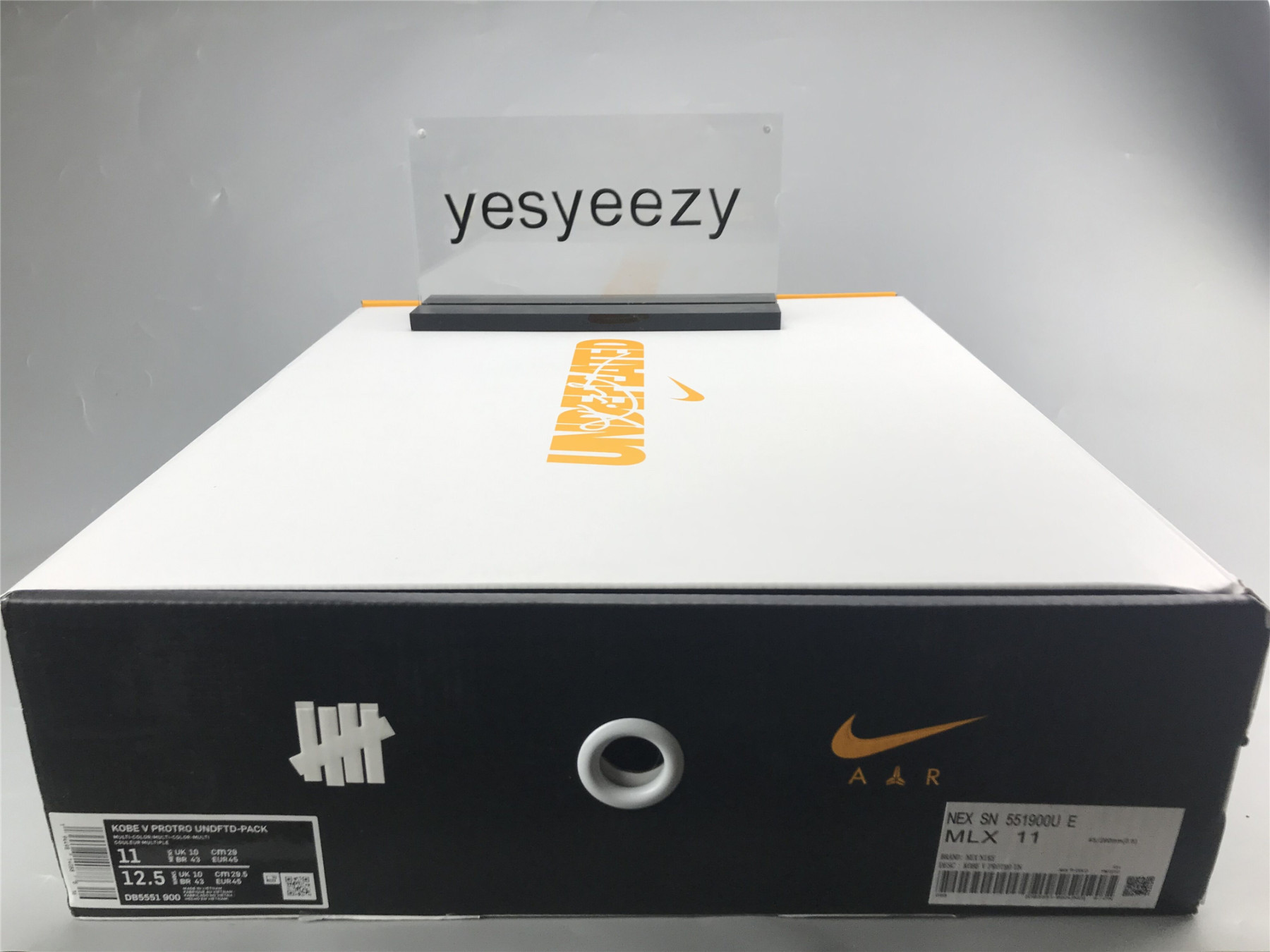 UA NIKE UNDEFEATED X ZOOM KOBE 5 PROTRO SPECIAL BOX 