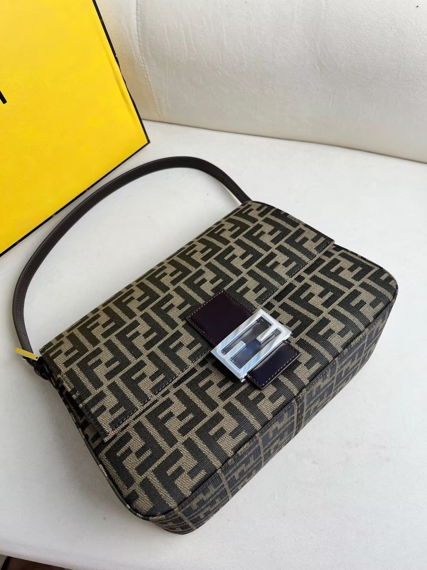 F**di Zucca Pattern Mamma Bucket Shoulder Bag 29x21x11cm