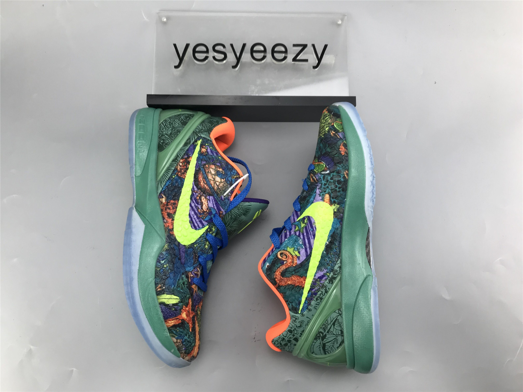 UA NIKE ZOOM KOBE 6 