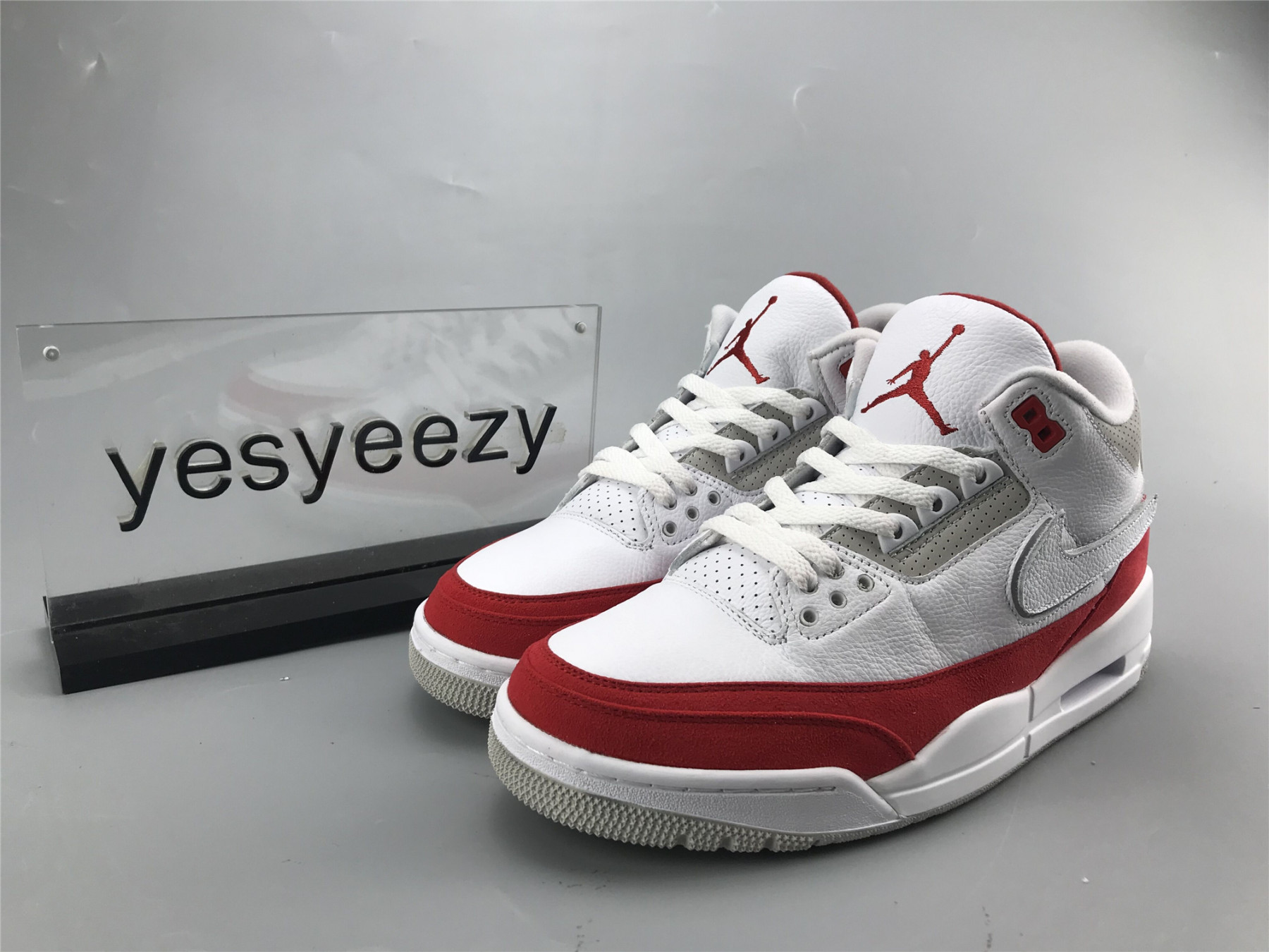 UA AIR JORDAN 3 RETRO TINKER 