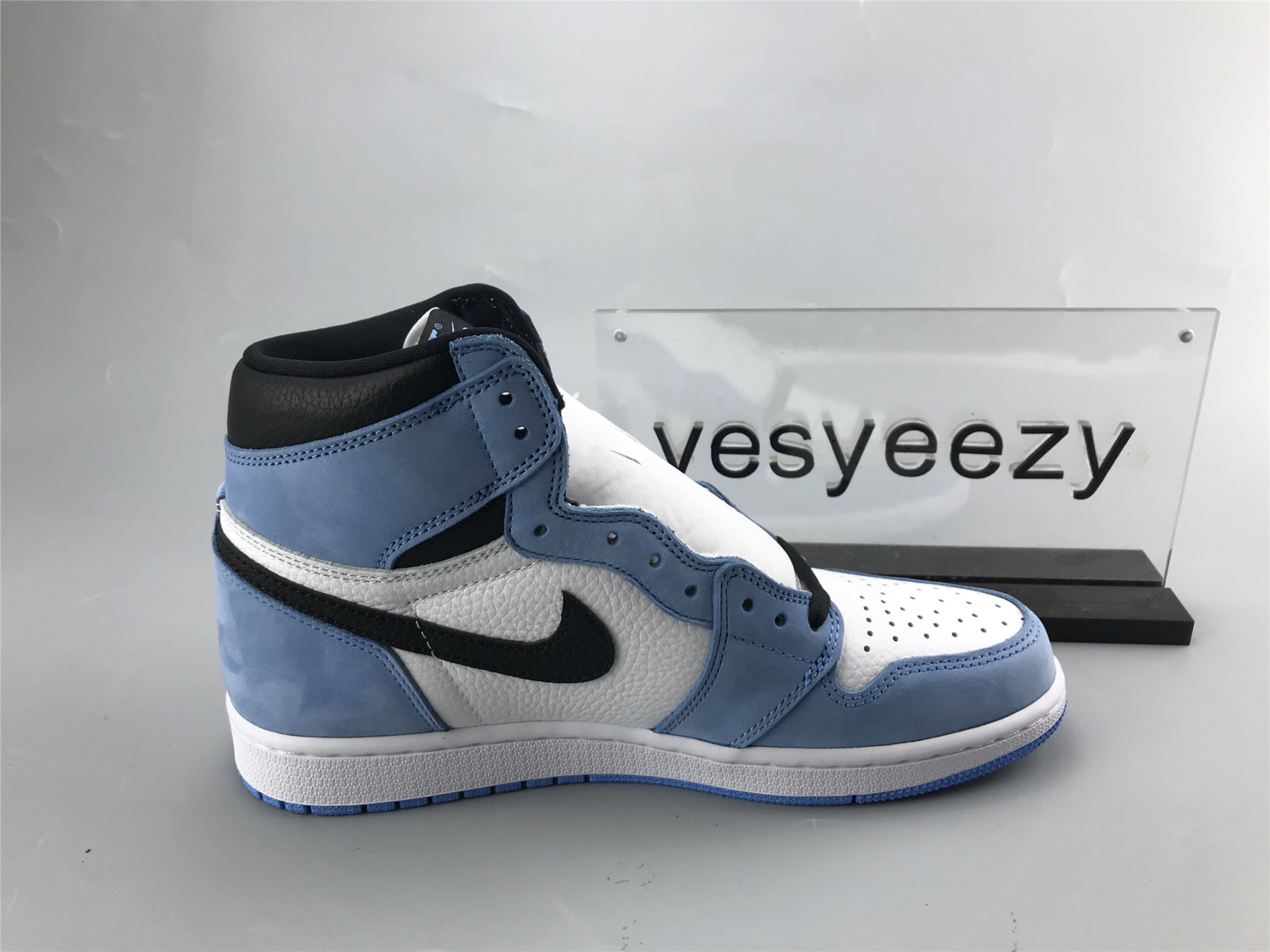 UA AIR JORDAN 1 RETRO HIGH OG 