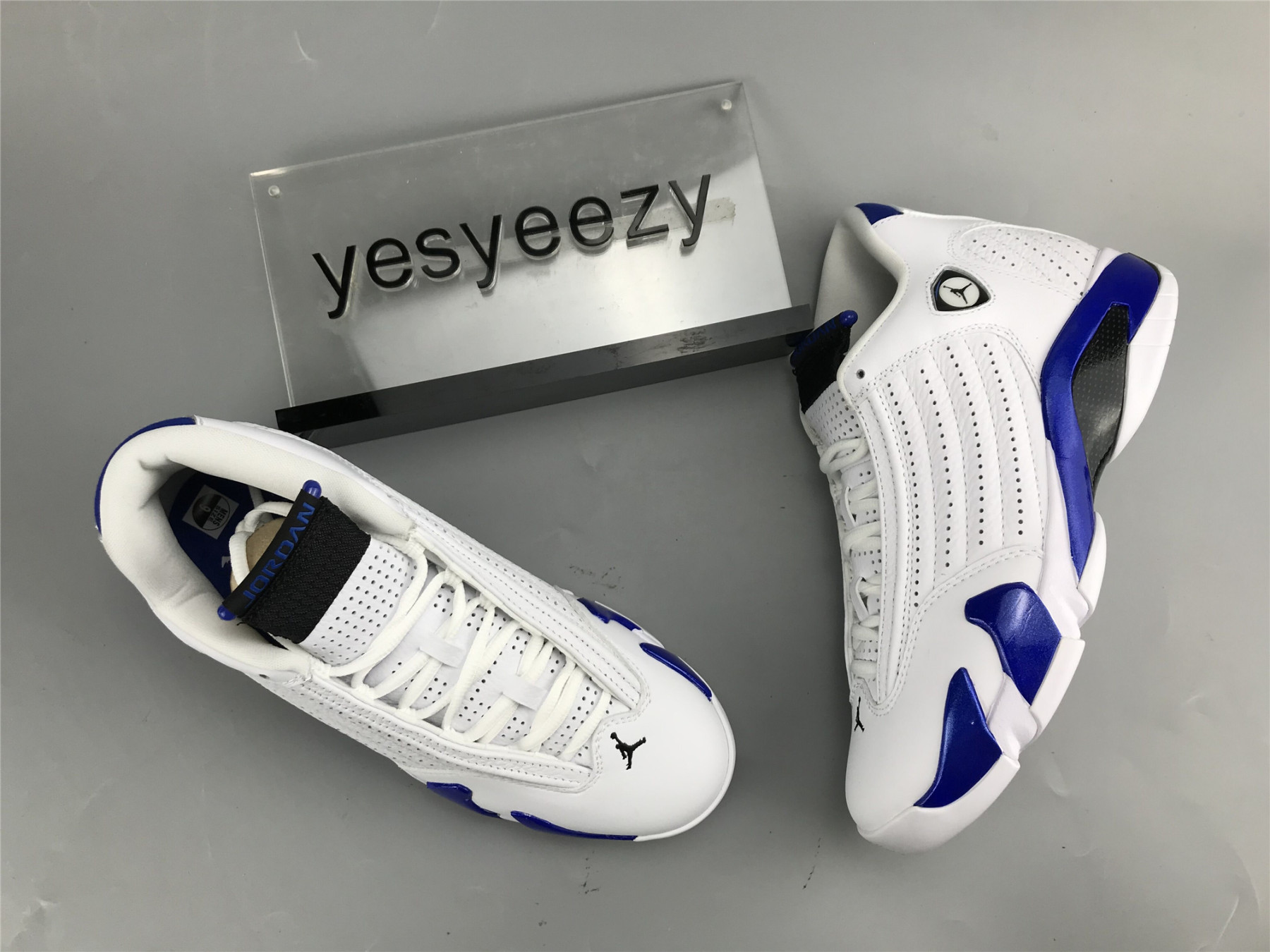 UA AIR JORDAN 14 RETRO 