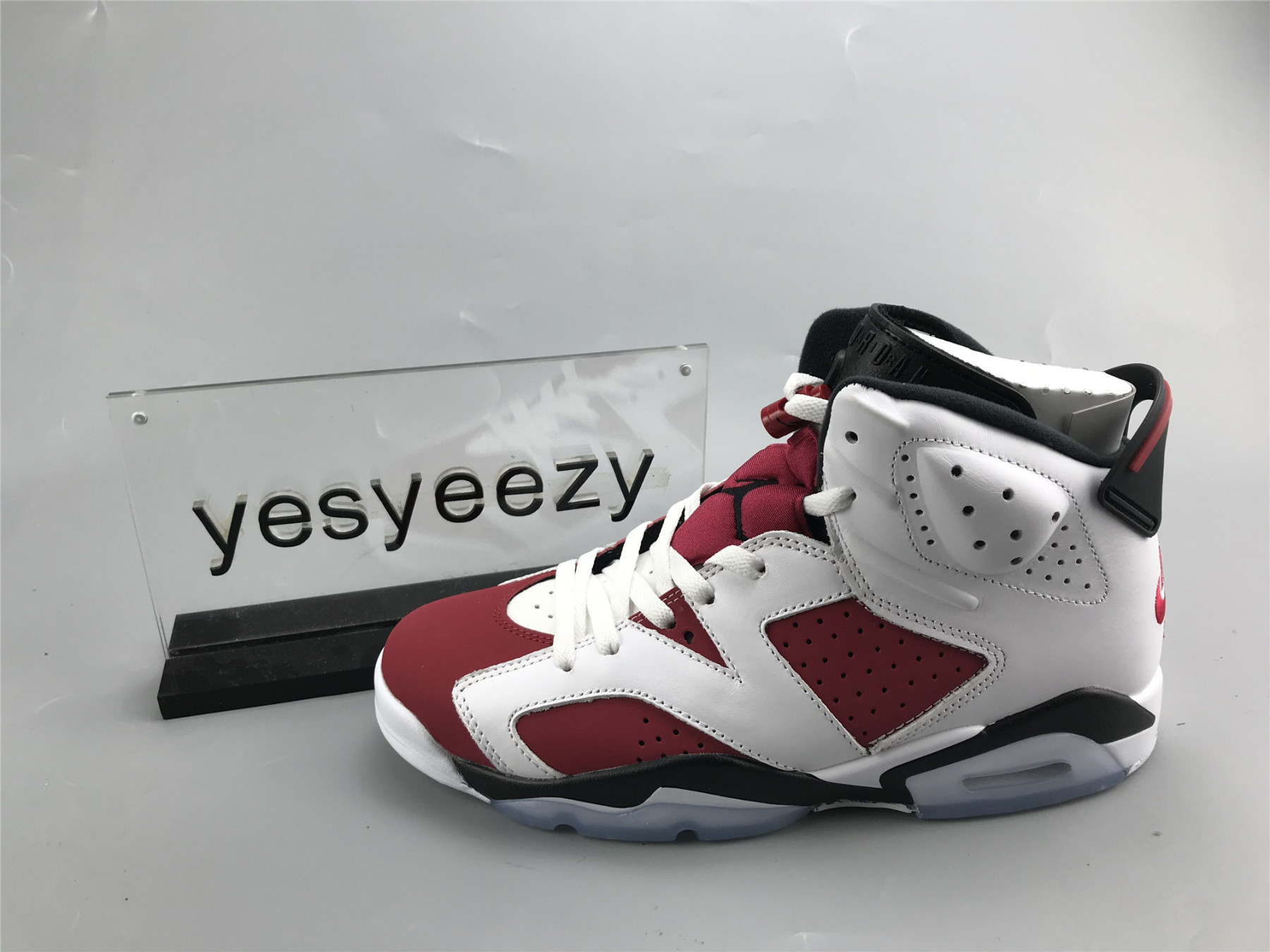 UA AIR JORDAN 6 RETRO OG 