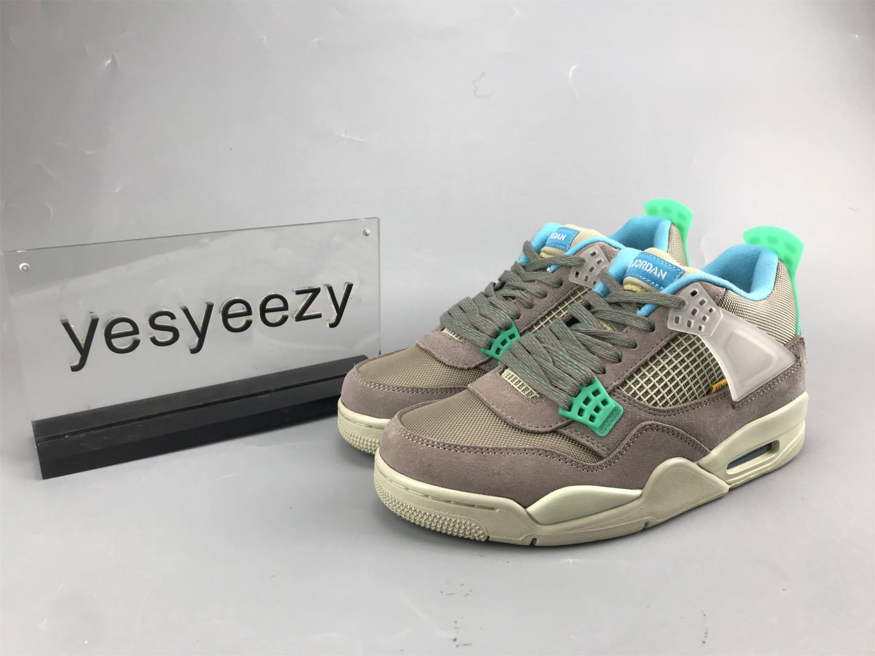UA AIR JORDAN 4 RETRO SP 30th ANNIVERSARY UNION TAUPE HAZE