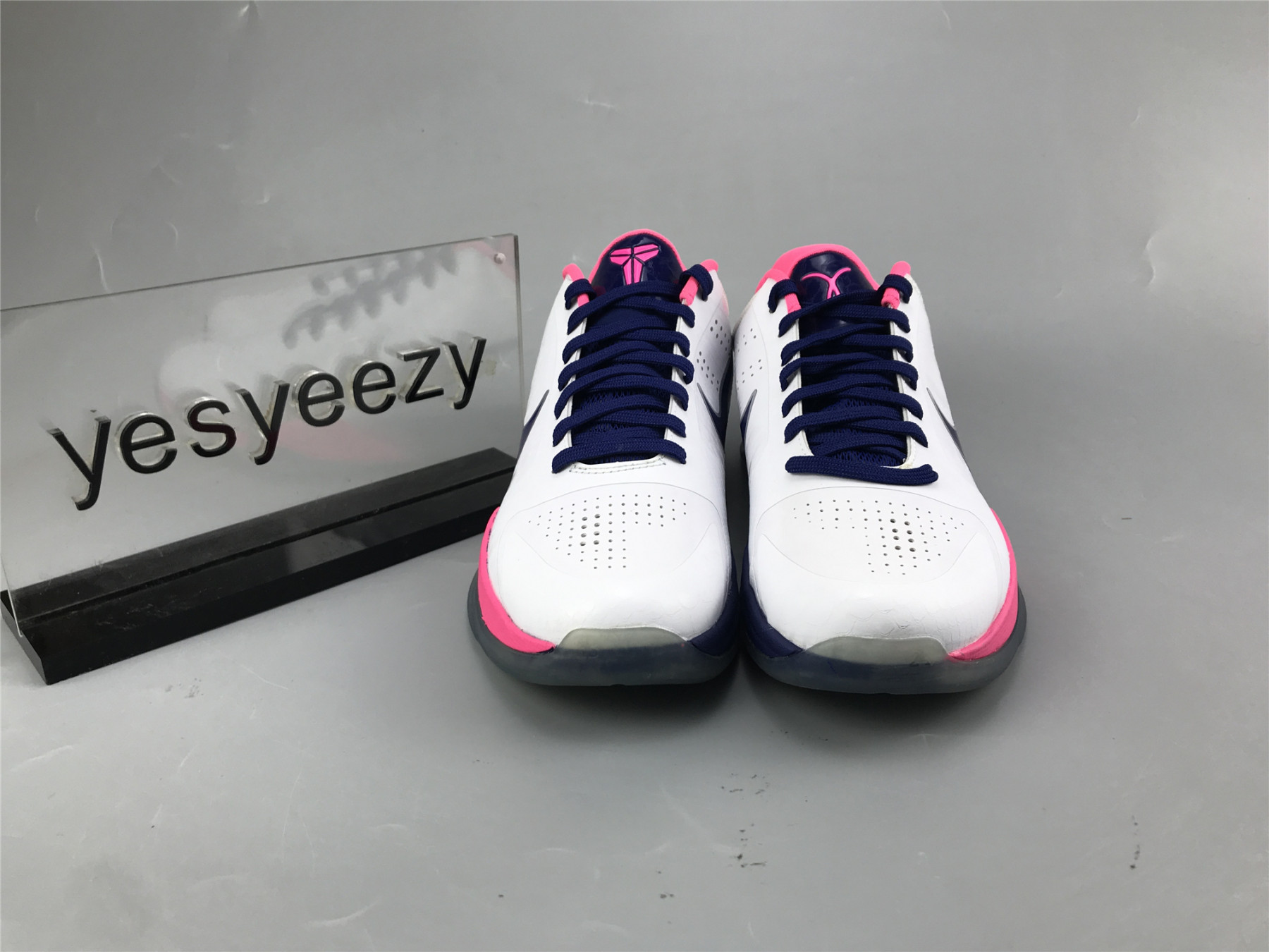 UA NIKE ZOOM KOBE 5 PROTRO 