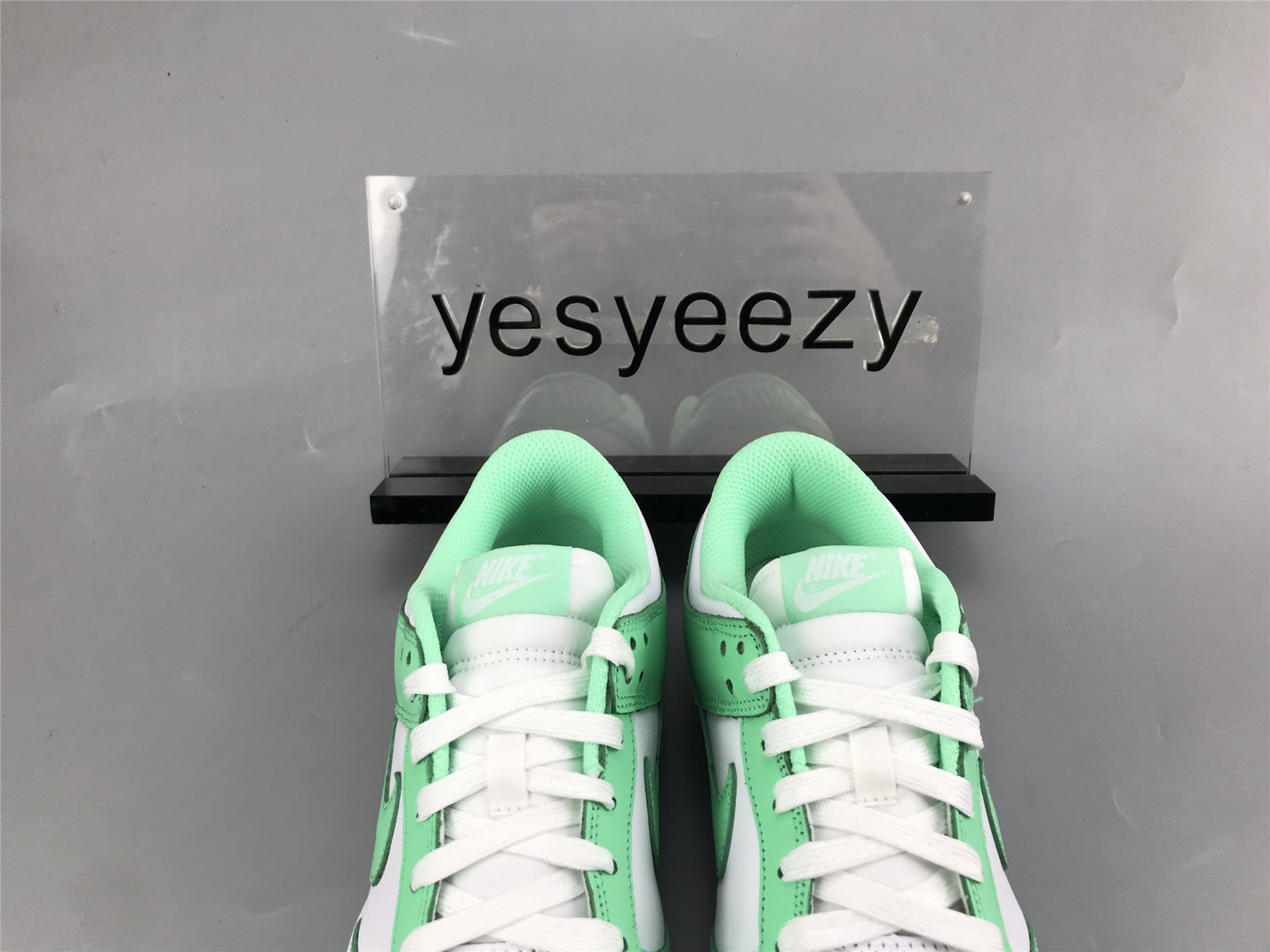 UA WMNS DUNK LOW 