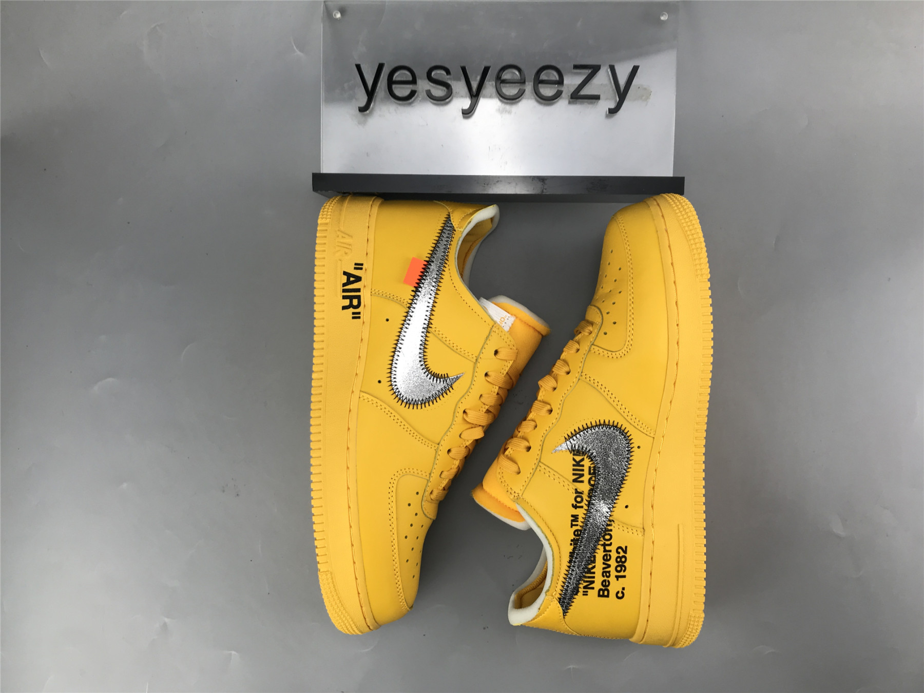 UA NIKE OFF-WHITE X AIR FORCE 1 LOW 