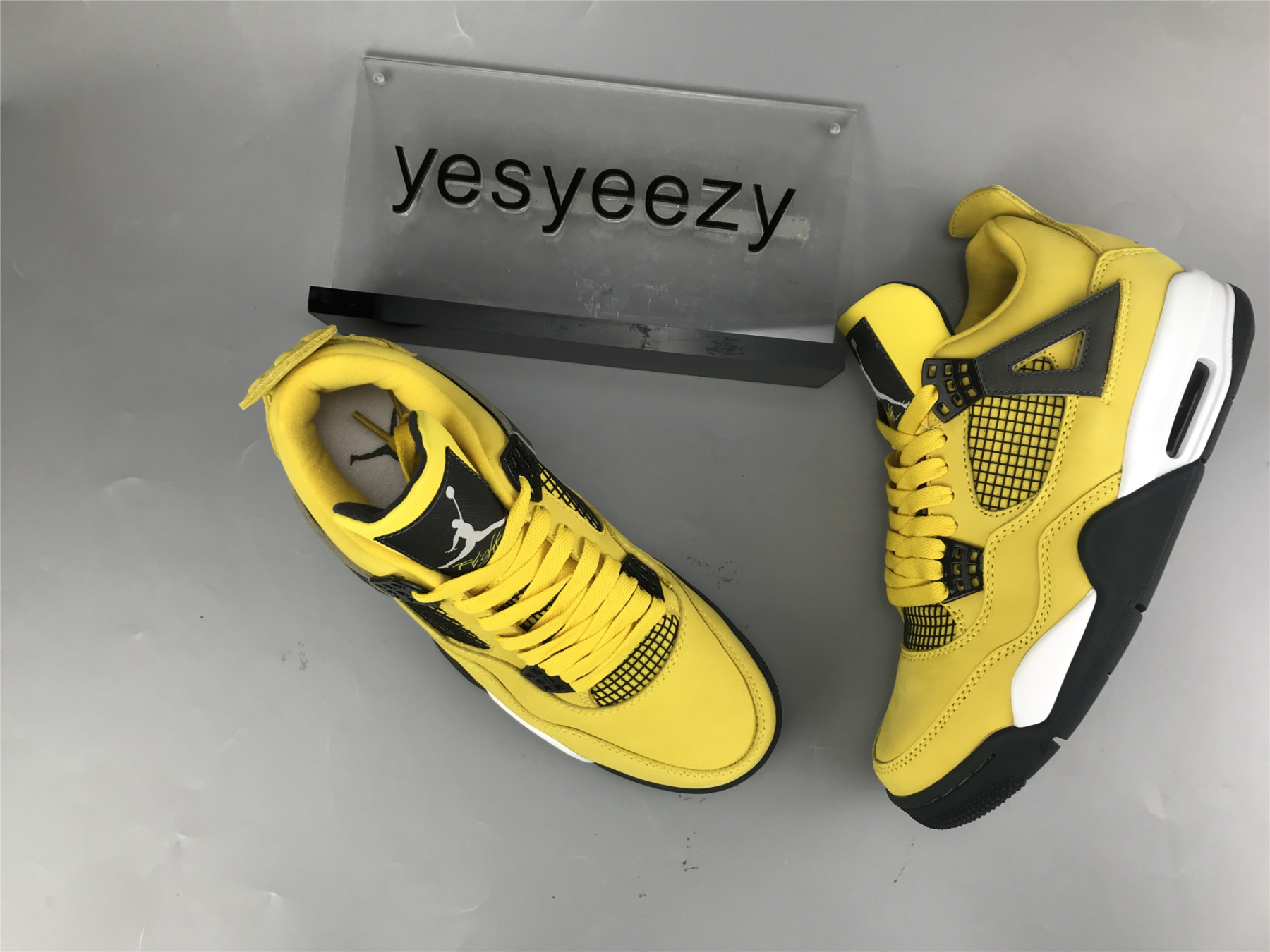 UA AIR JORDAN 4 RETRO LS 