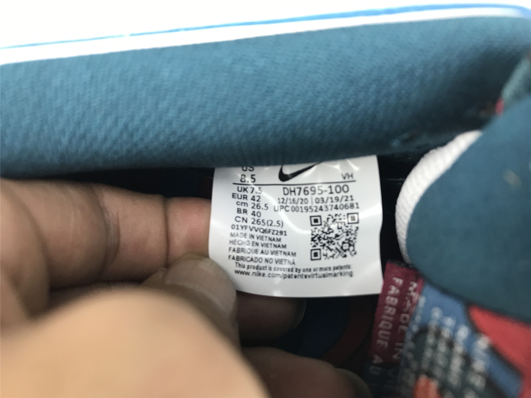 UA PARRA NIKE SB DUNK LOW 2021