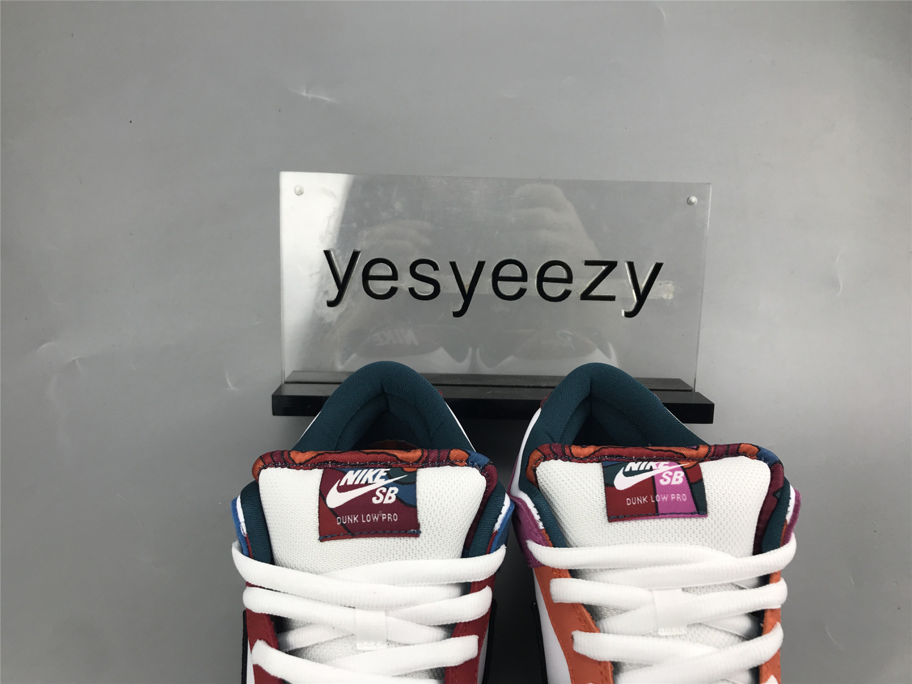 UA PARRA NIKE SB DUNK LOW 2021