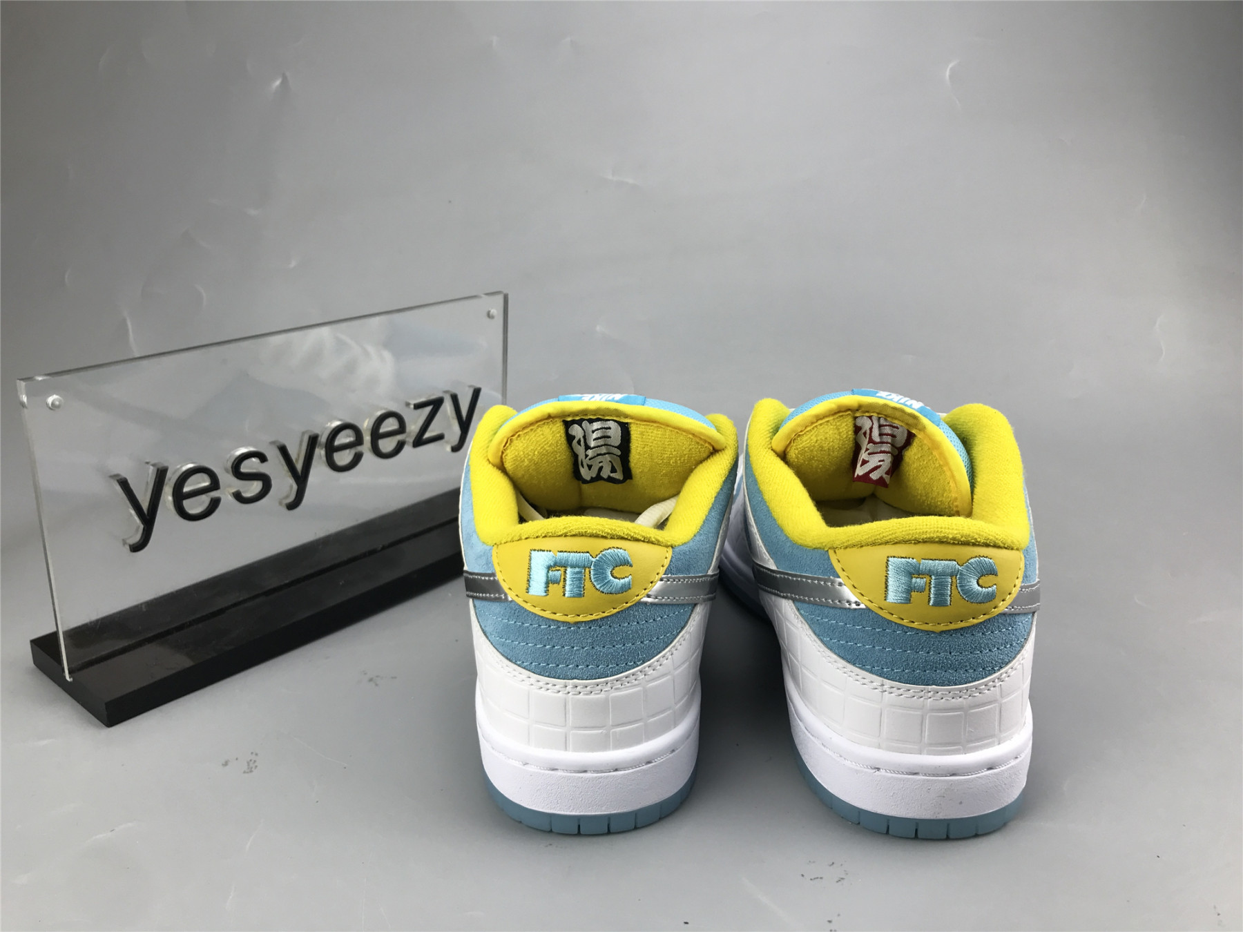 UA NIKE FTC X DUNK LOW SB 
