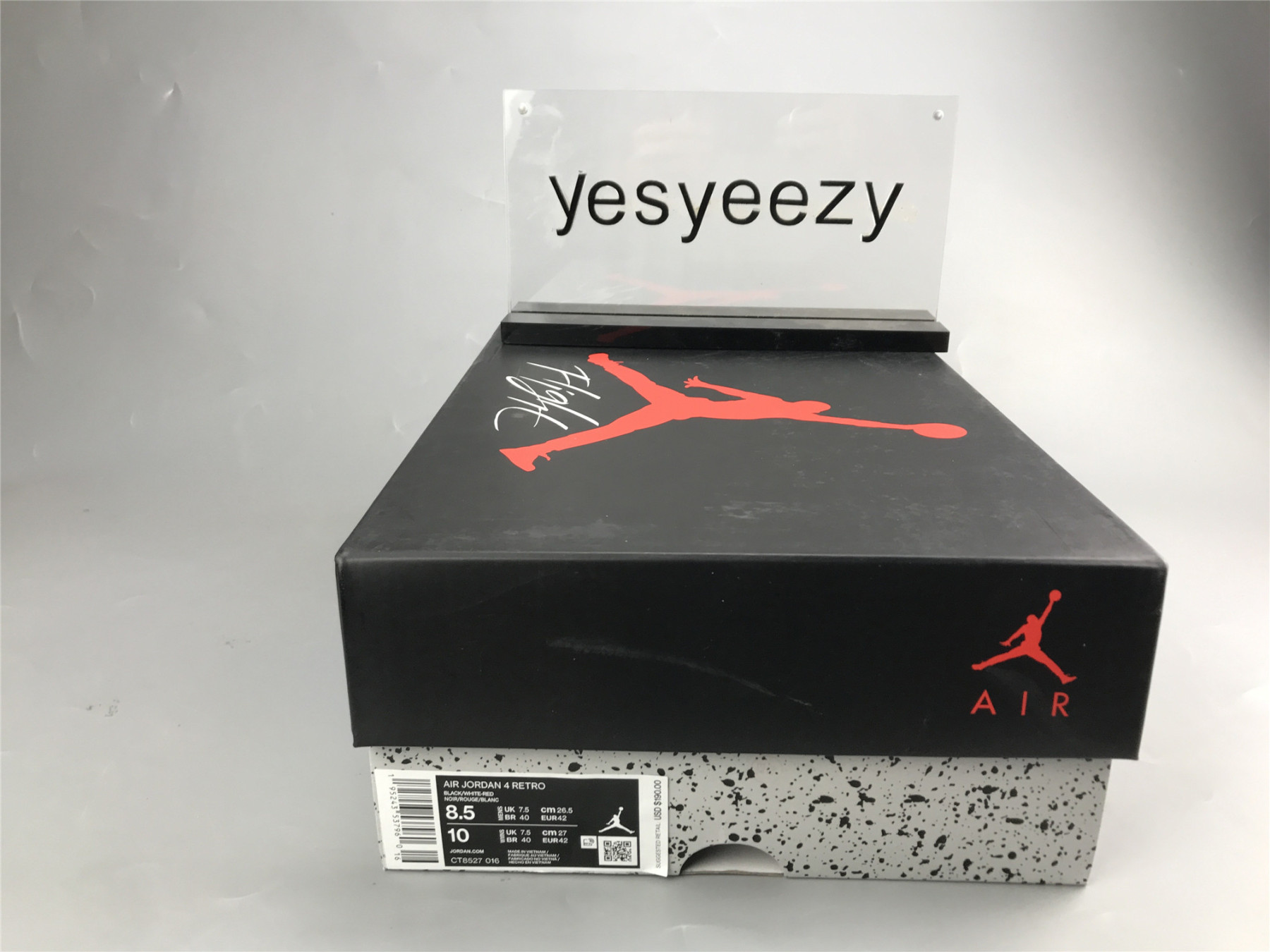 UA AIR JORDAN 4 RETRO 