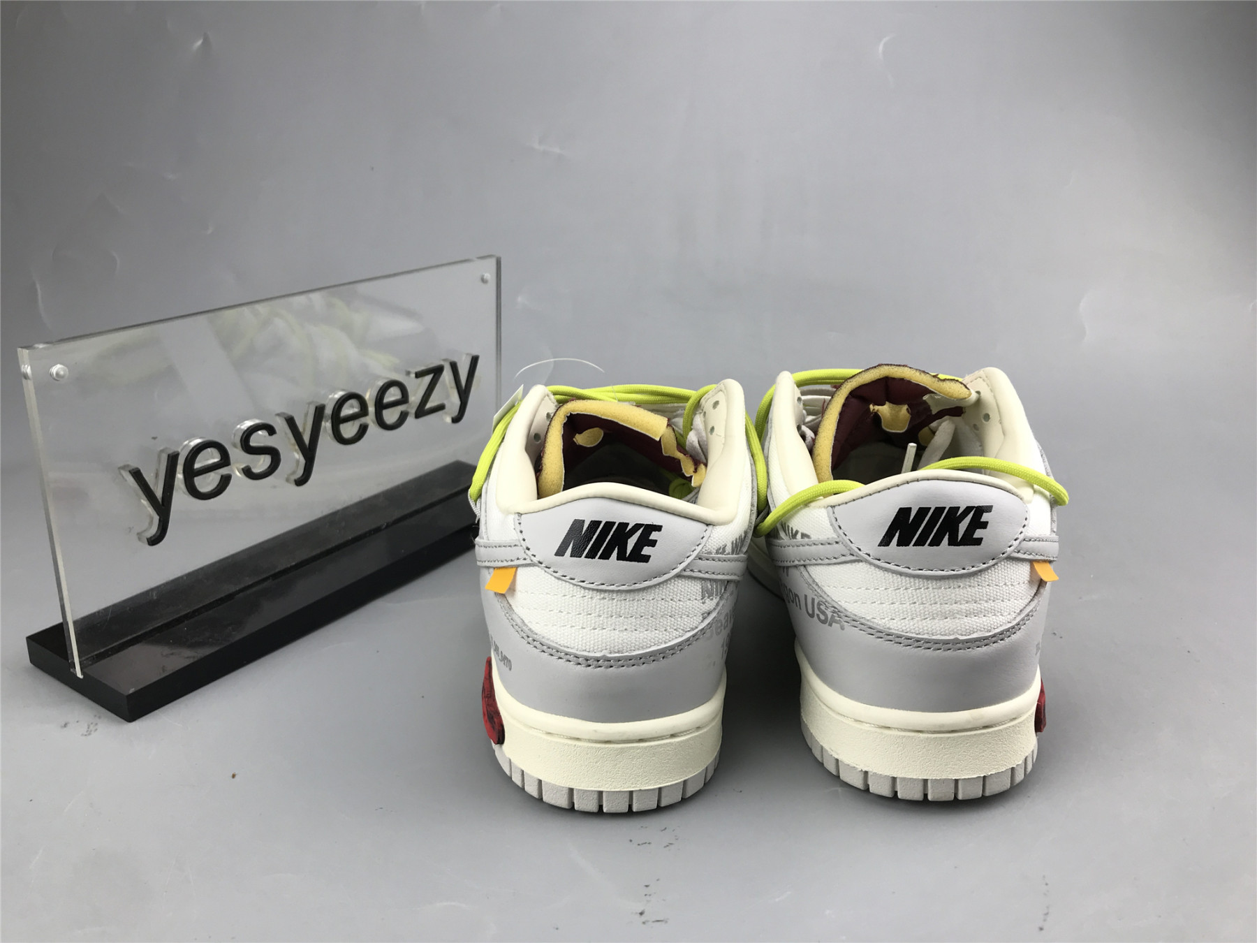UA NIKE OFF-WHITE X DUNK LOW 