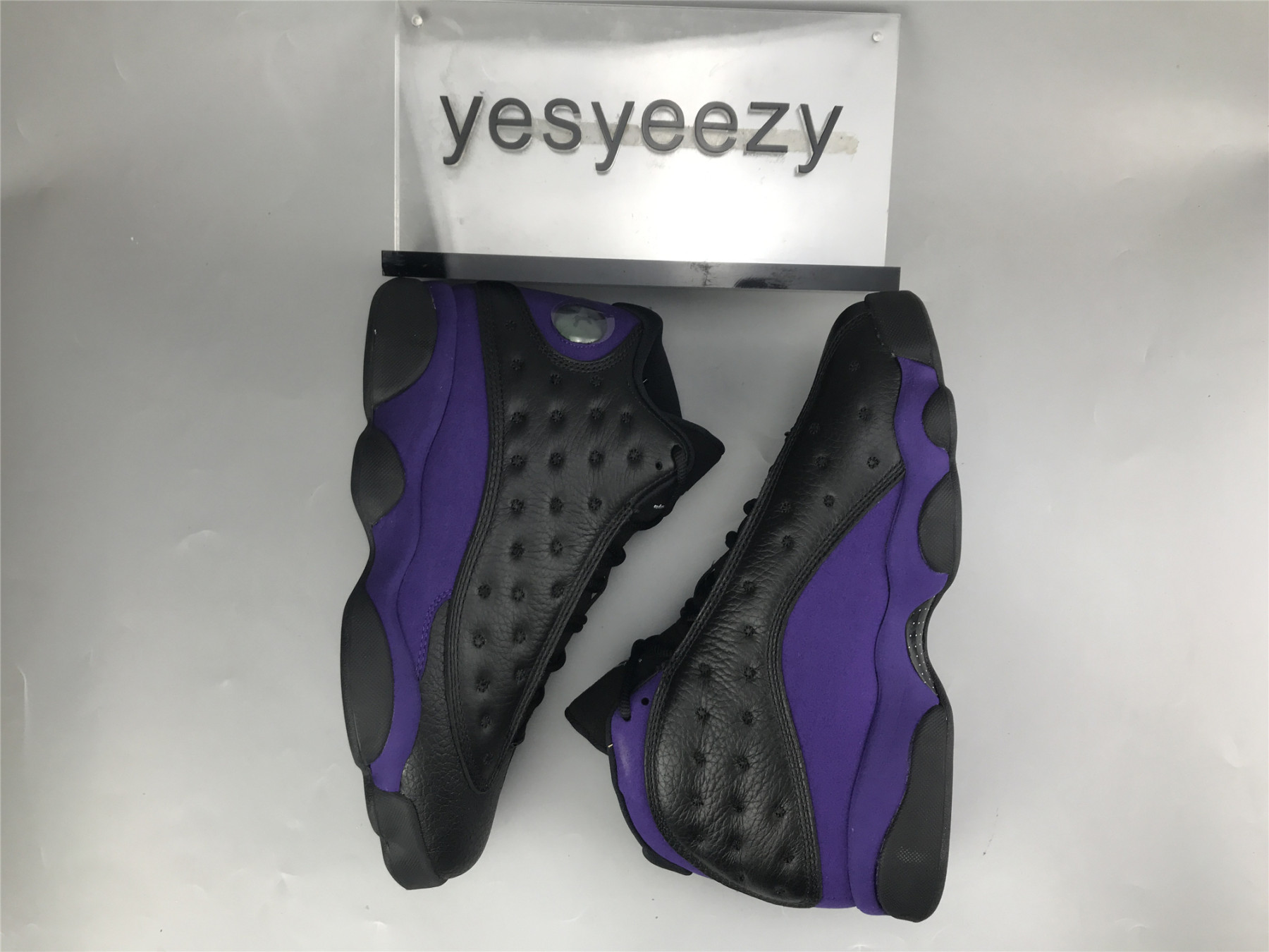 UA AIR JORDAN 13 RETRO 