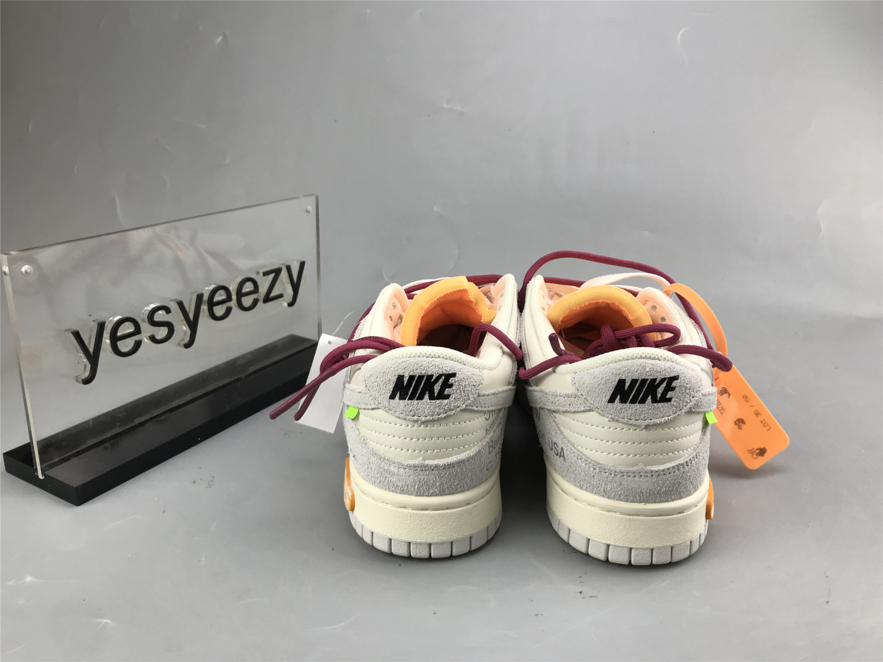 UA NIKE OFF-WHITE X DUNK LOW 