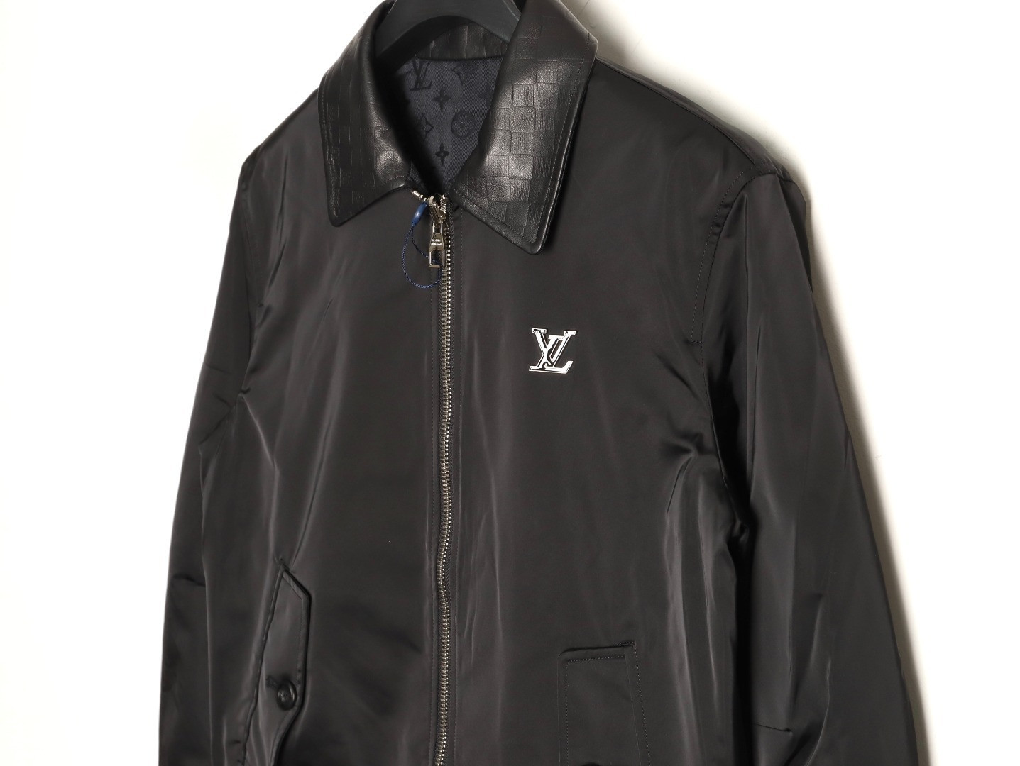 L0vis Vvtt0n 25FW Reversible Coats