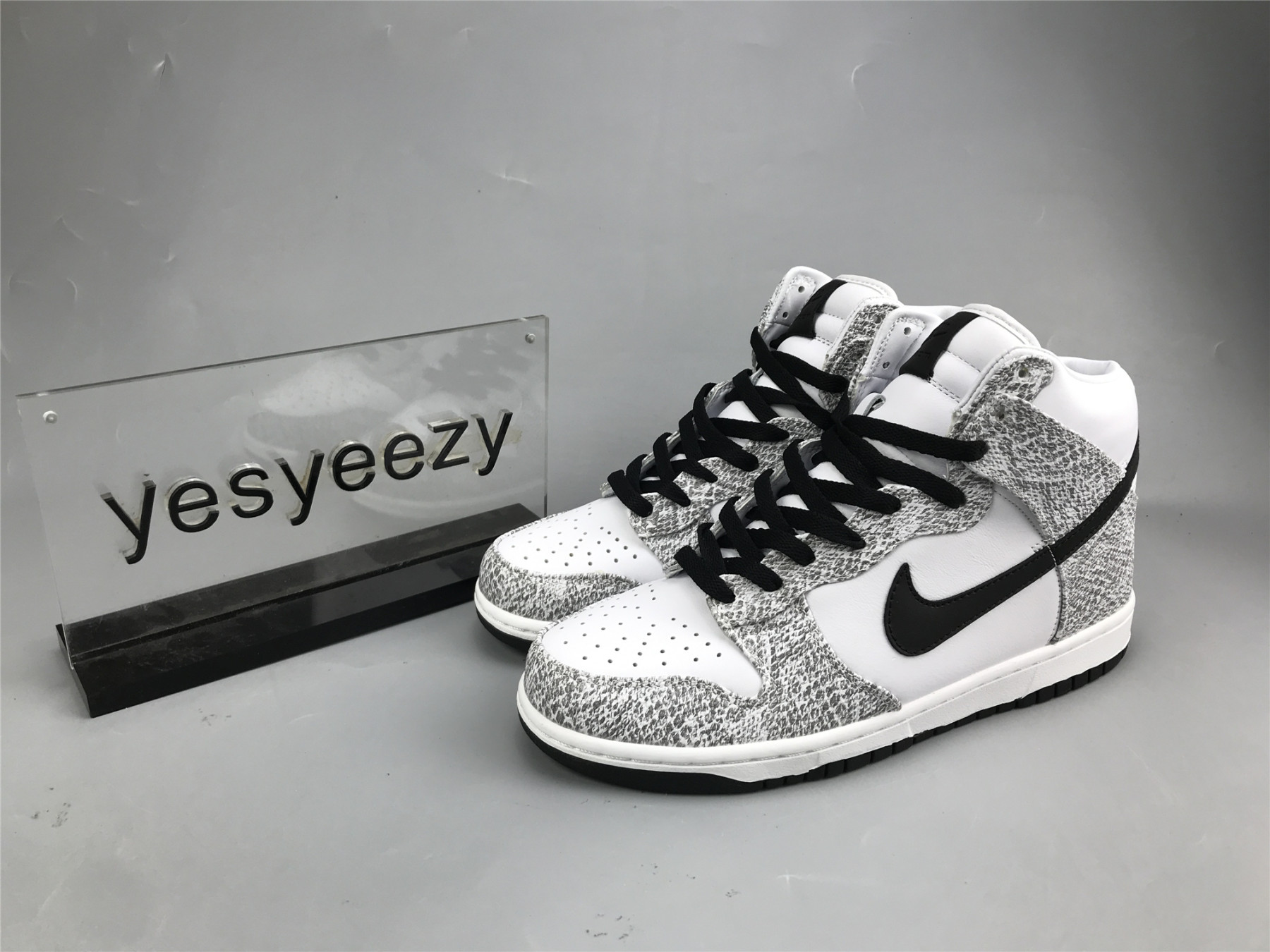 UA NIKE DUNK PRM HI SP 