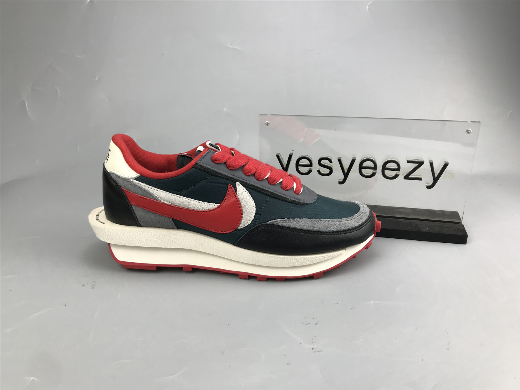 UA NIKE SACAI X UNDERCOVER X LDWAFFLE 