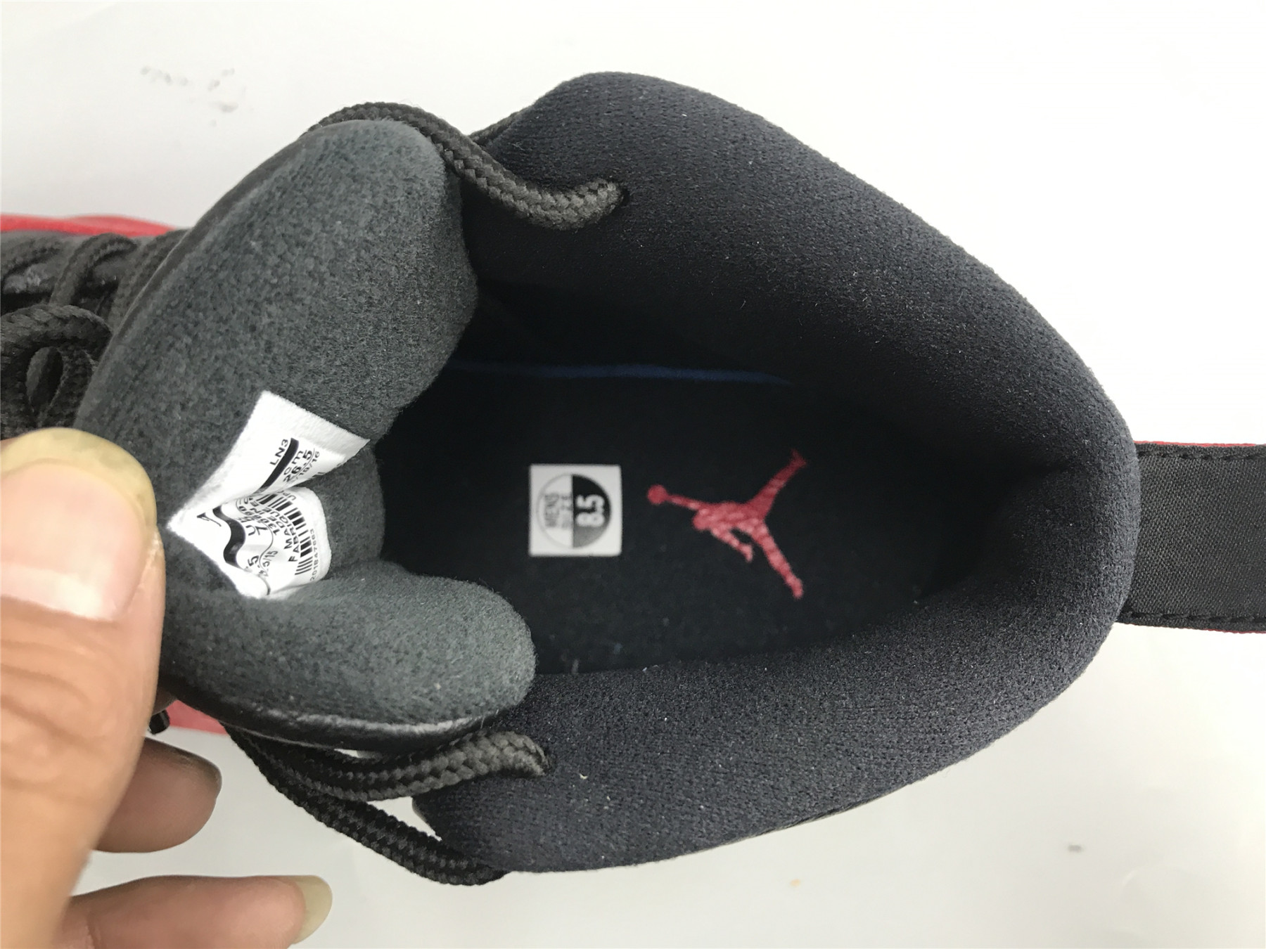 UA AIR JORDAN 12 RETRO 