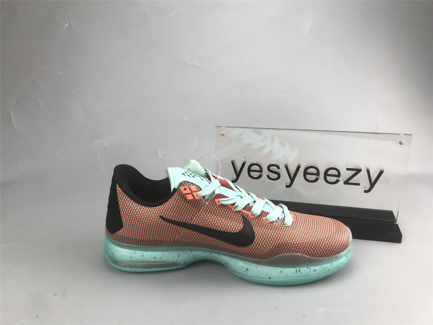 UA NIKE KOBE 10 
