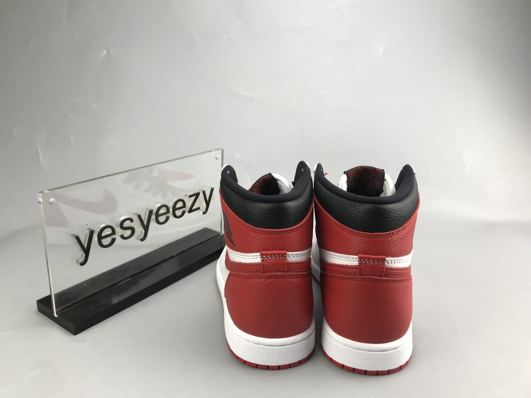 UA AIR JORDAN 1 RETRO HIGH OG HERITAGE