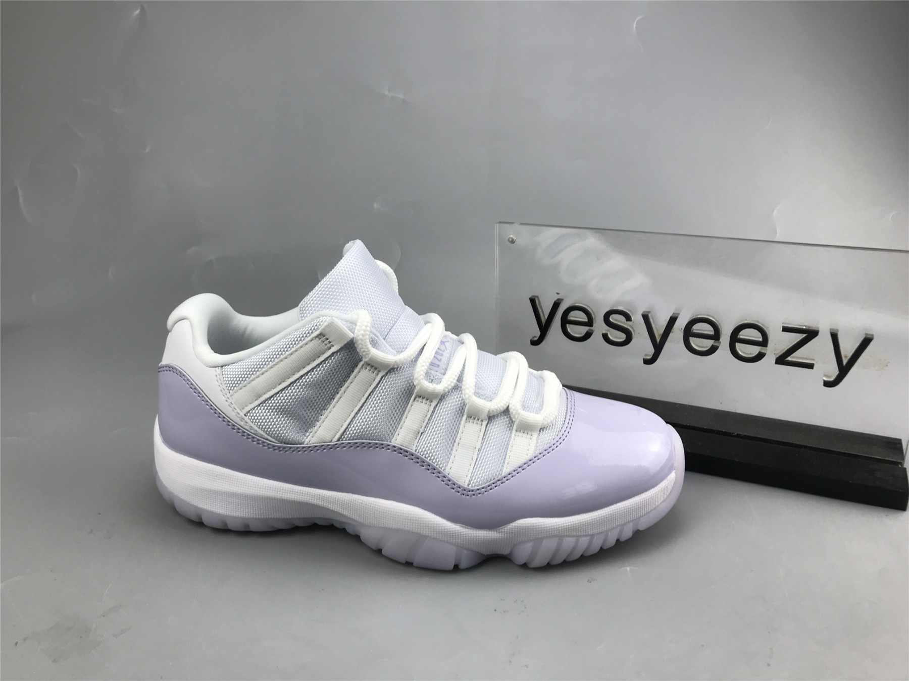 UA AIR JORDAN 11 LOW "PURE VIOLET"