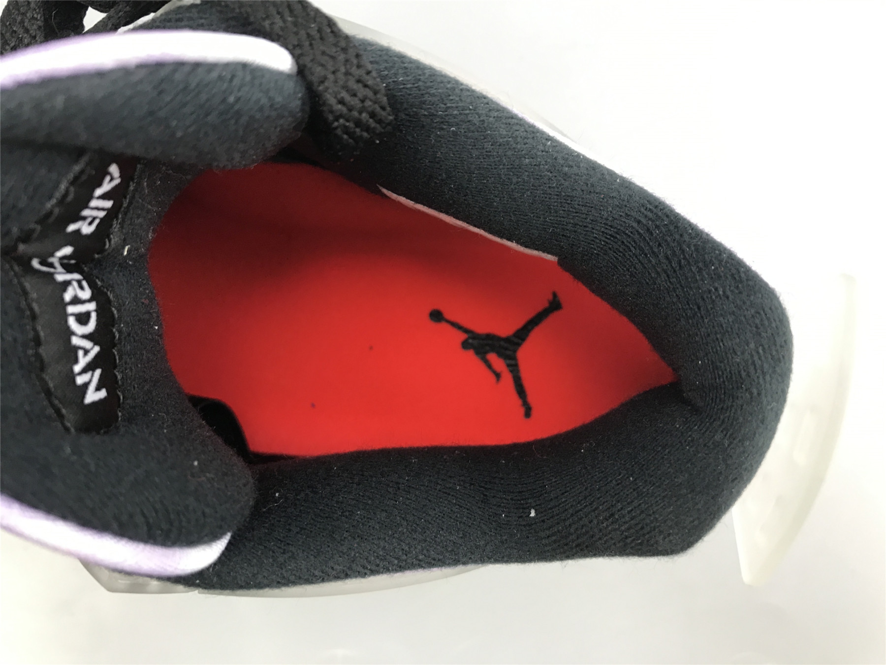 UA AIR JORDAN 4 RETRO 