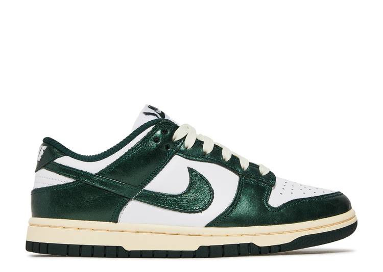 UA NIKE WMNS DUNK LOW 'VINTAGE GREEN'