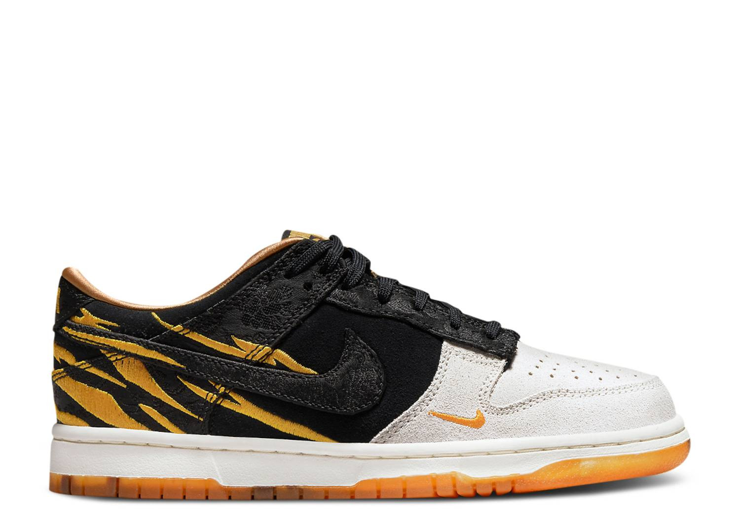 UA NIKE DUNK LOW GS 'GOD OF WEALTH'