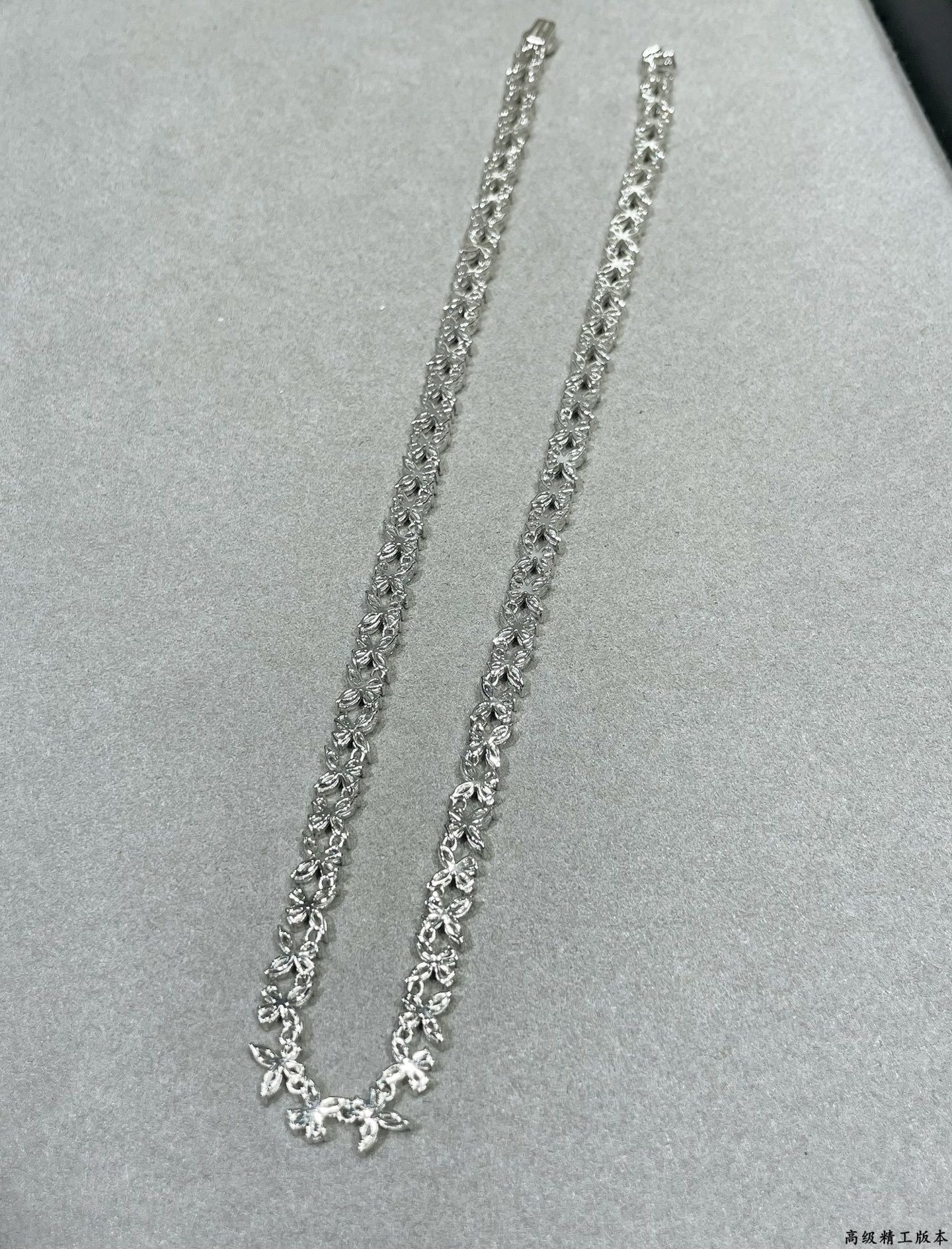 Graff Classic Butterfly D1am0nd Necklace Ag925(Length: 40 cm)