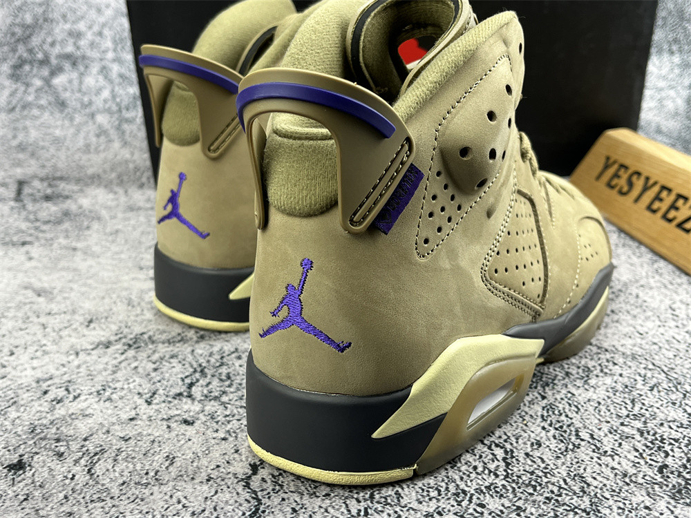 UA WMNS AIR JORDAN 6 RETRO GORE-TEX 