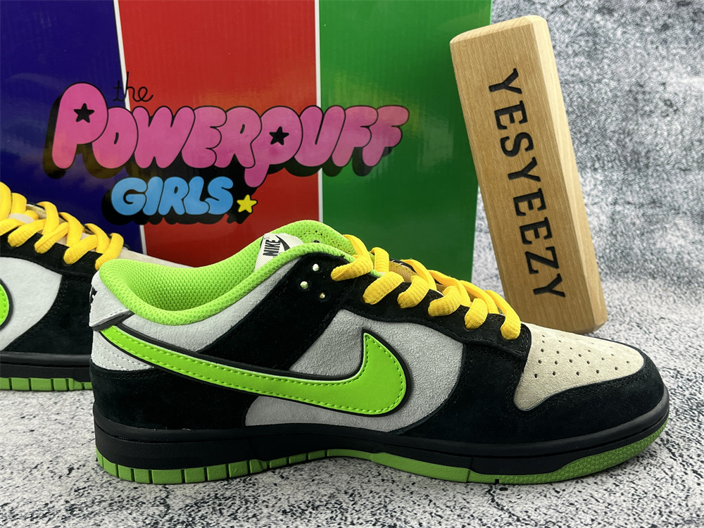 UA NIKE SB X POWERPUFF GIRLS DUNK LOW
