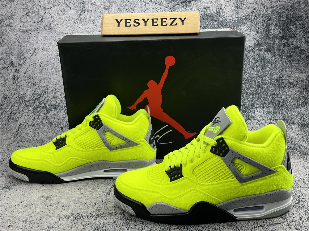 UA AIR JORDAN 4 RETRO GREEN