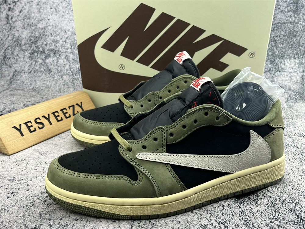UA TRAVIS SCOTT X AIR JORDAN 1 LOW OG SP 