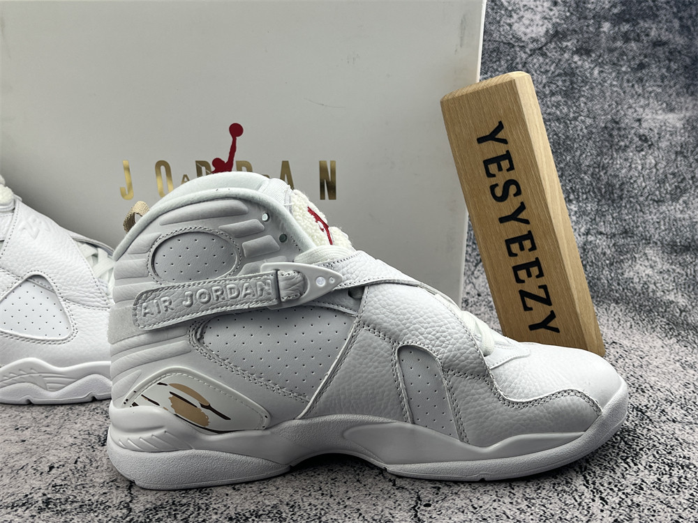UA OVO X AIR JORDAN 8 RETRO 