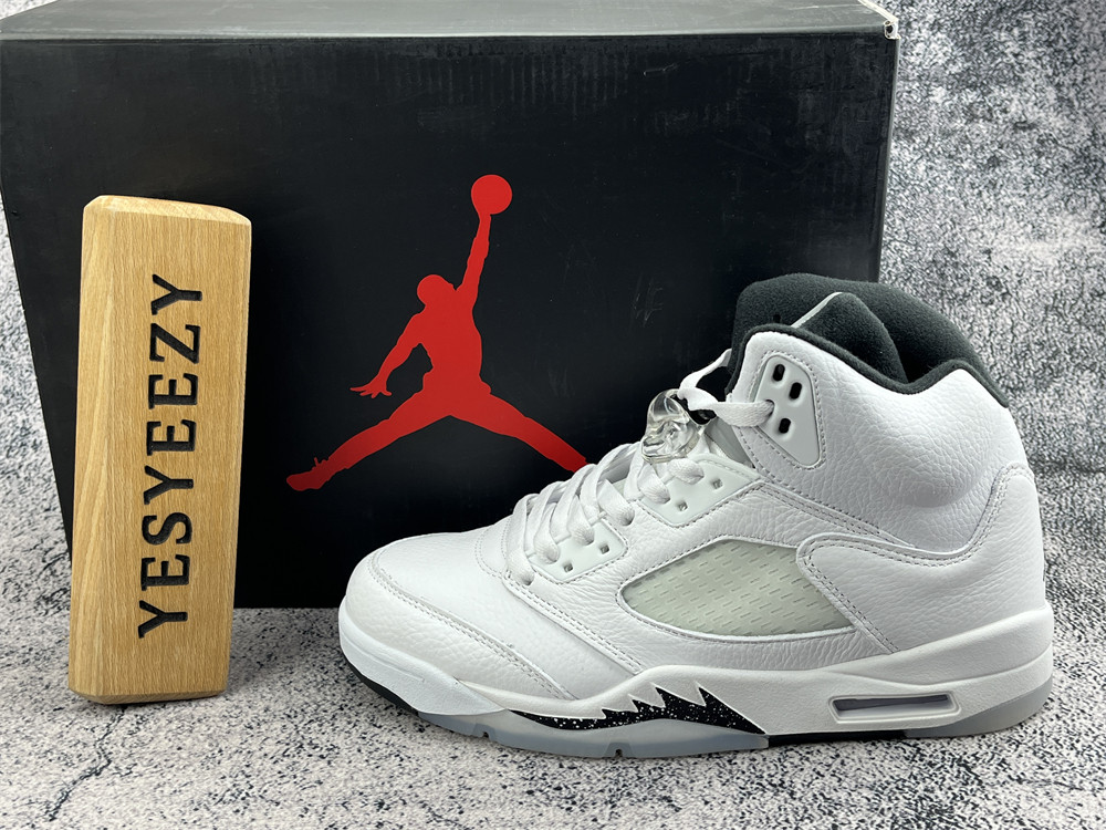 UA AIR JORDAN 5 RETRO 