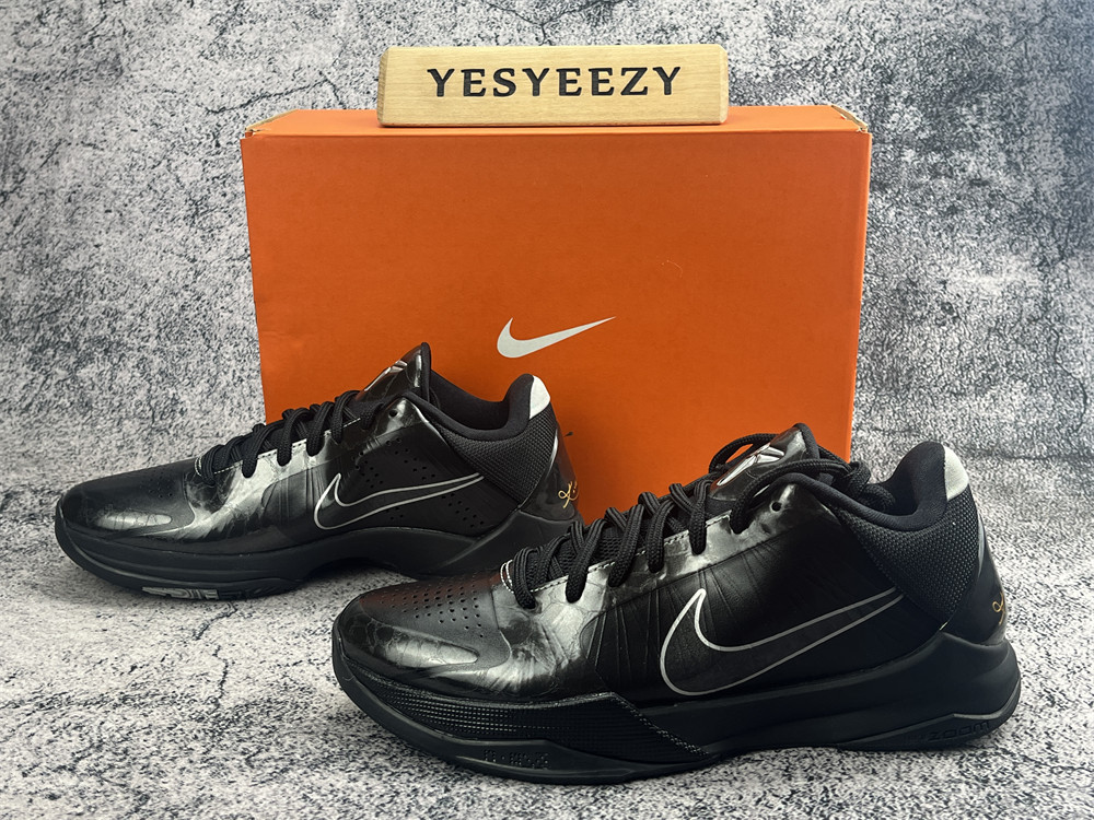 UA Nike Kobe 5 Blackout