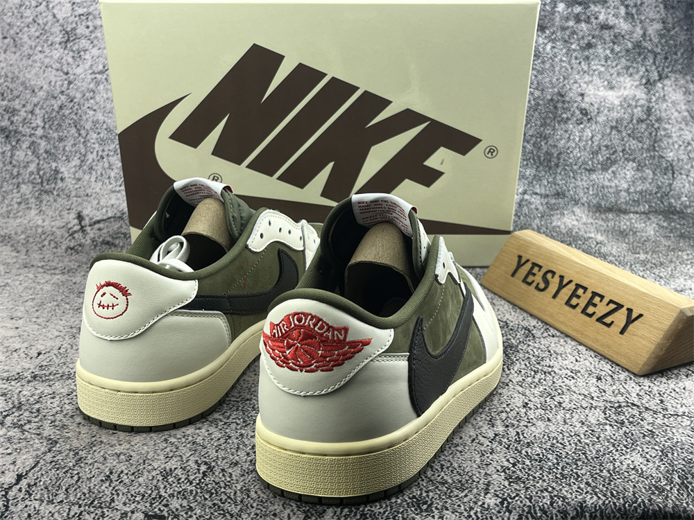 UA Jordan 1 Retro Low OG SP