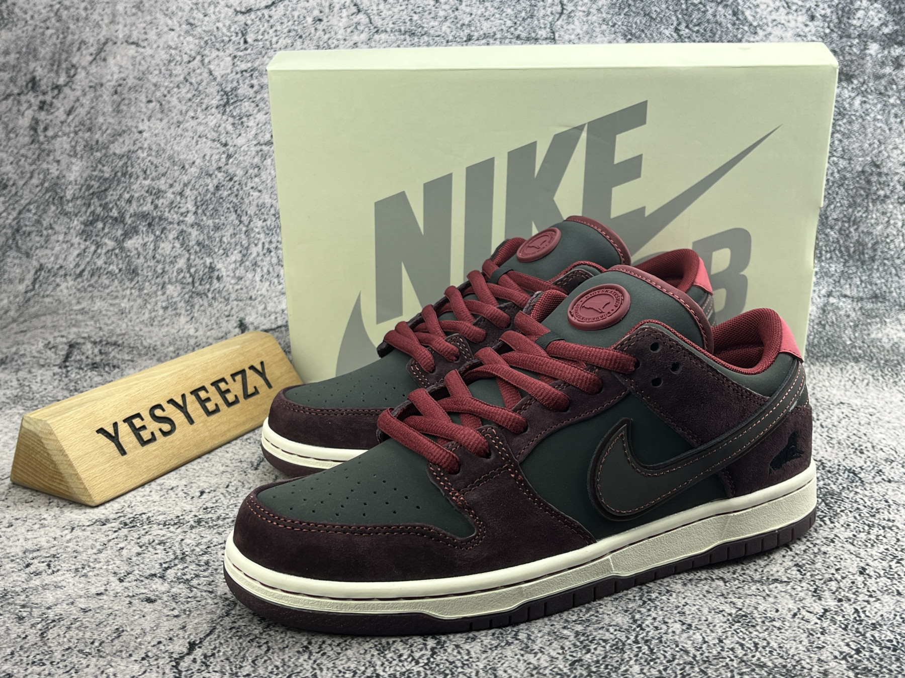 UA Nike SB Dunk Low