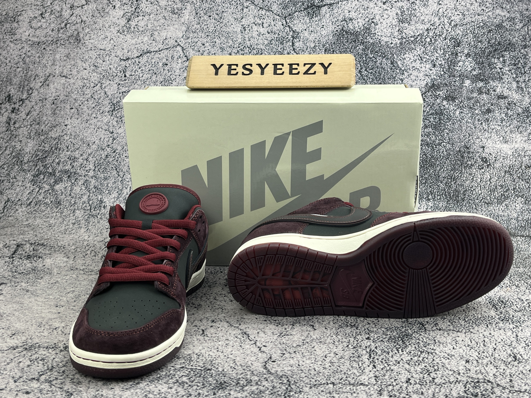 UA Nike SB Dunk Low