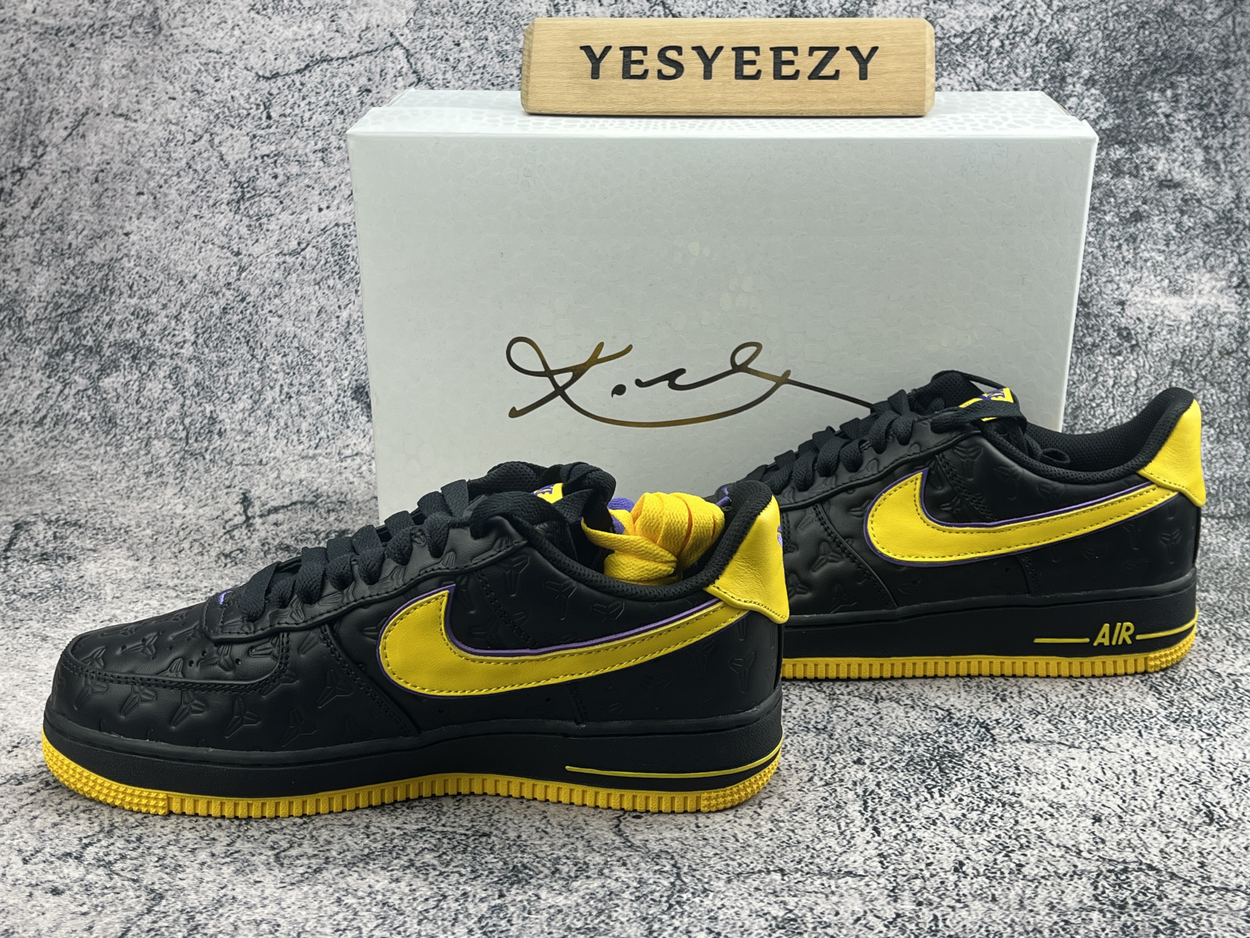 UA Nike Air Force 1 Low