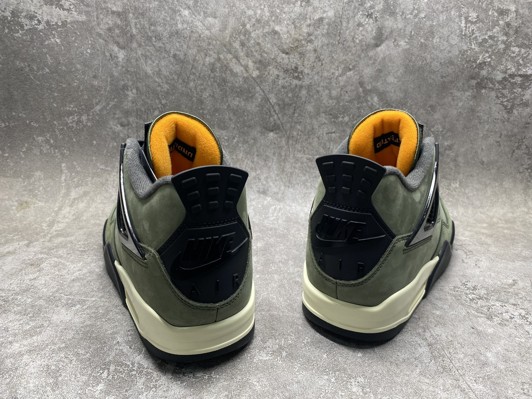 UA Jordan 4 Retro
