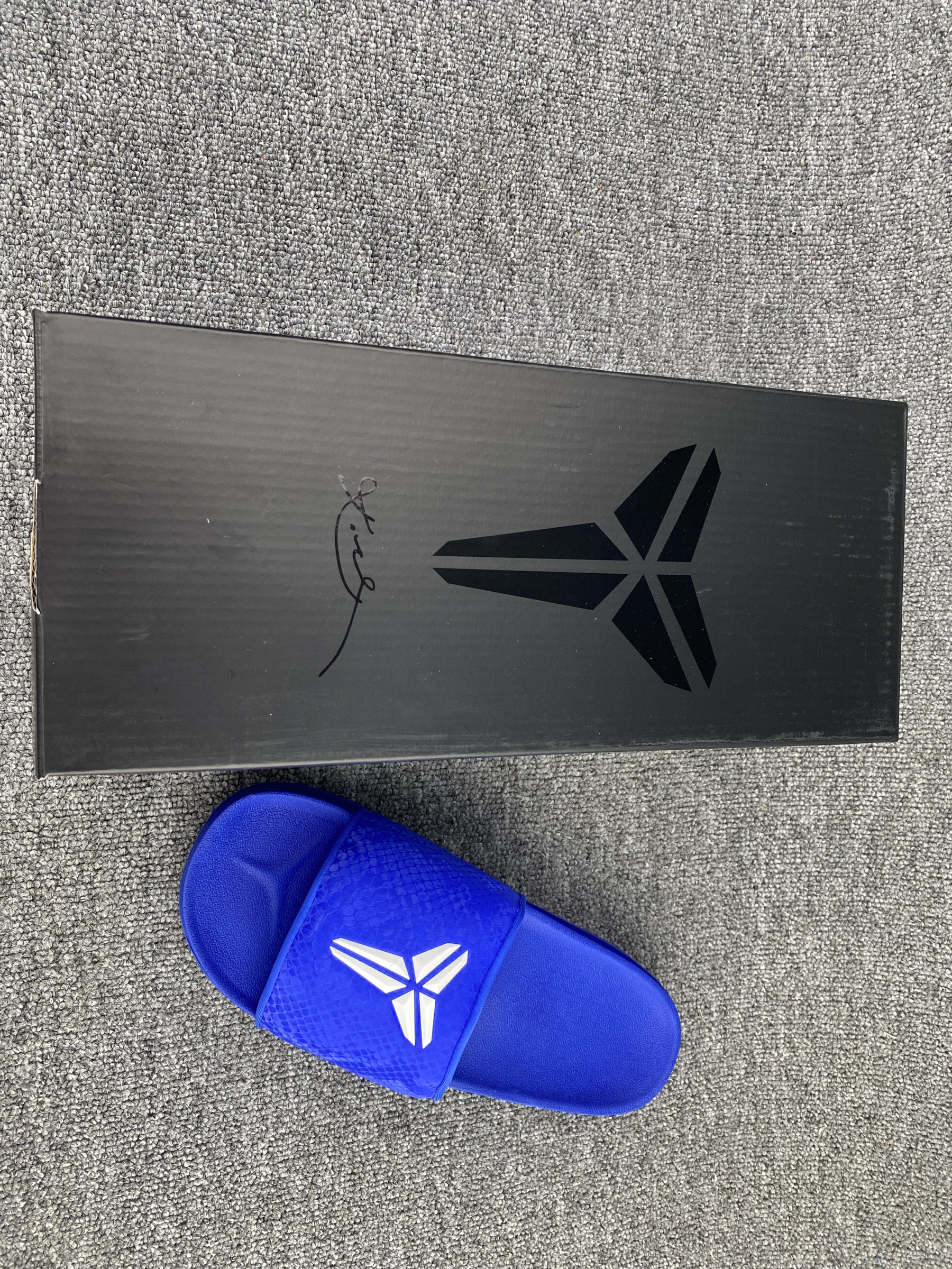 UA Nike Offcourt Slide