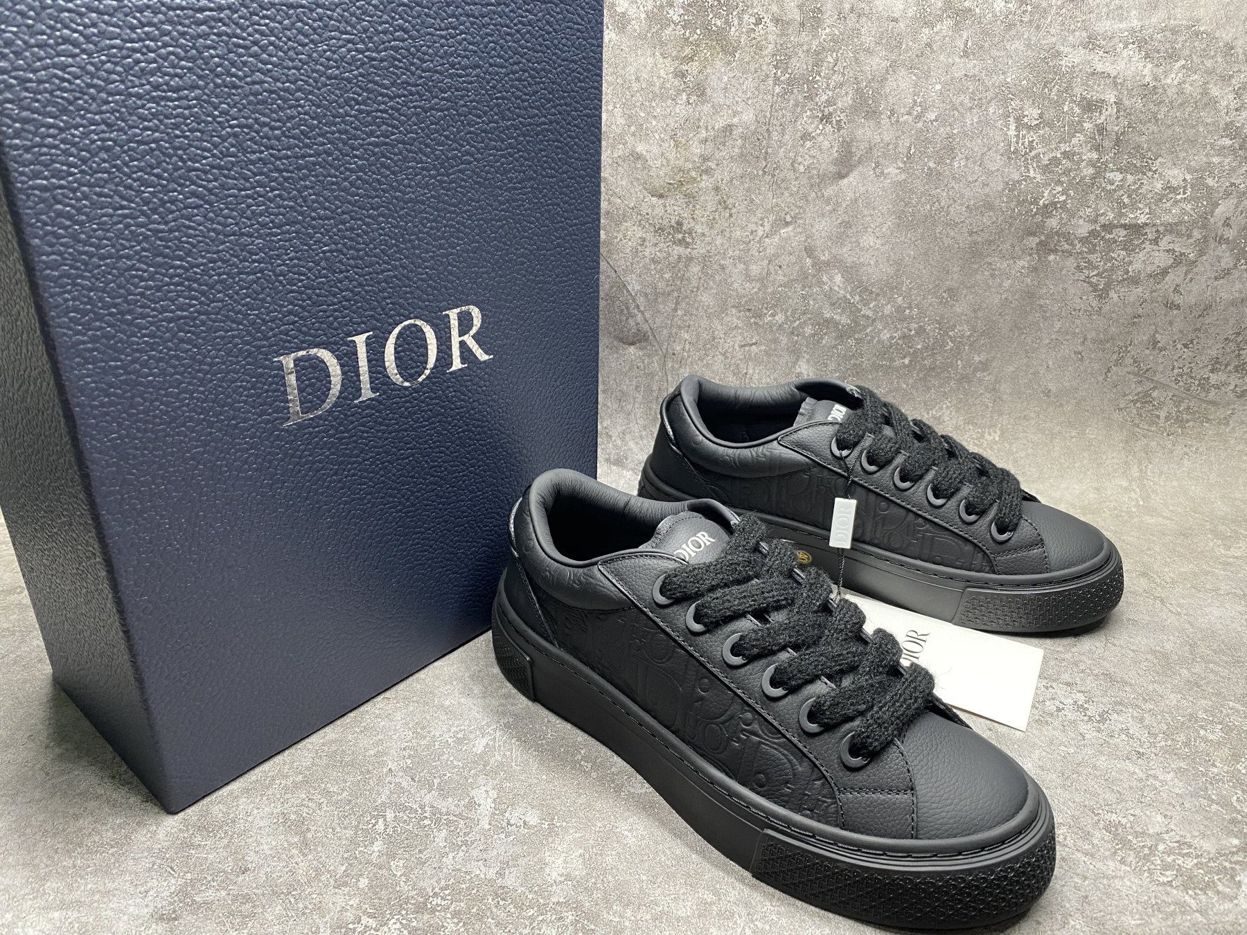 UA D10r B33 Sneaker