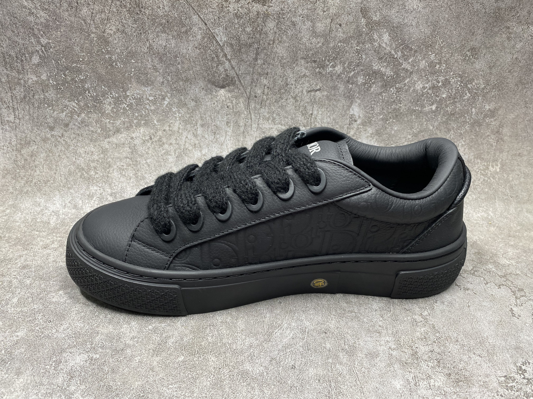 UA D10r B33 Sneaker