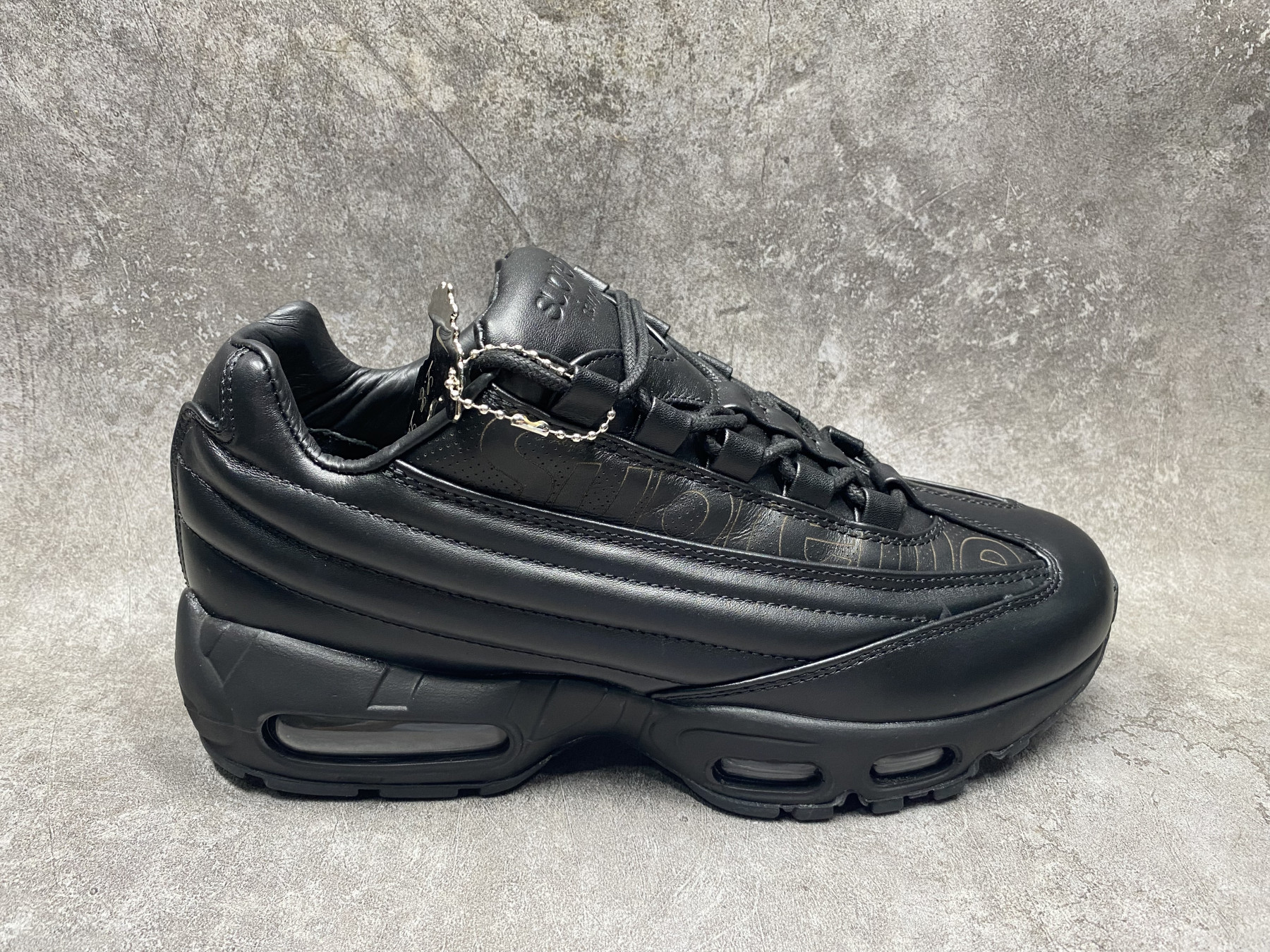 UA Nike Air Max 95