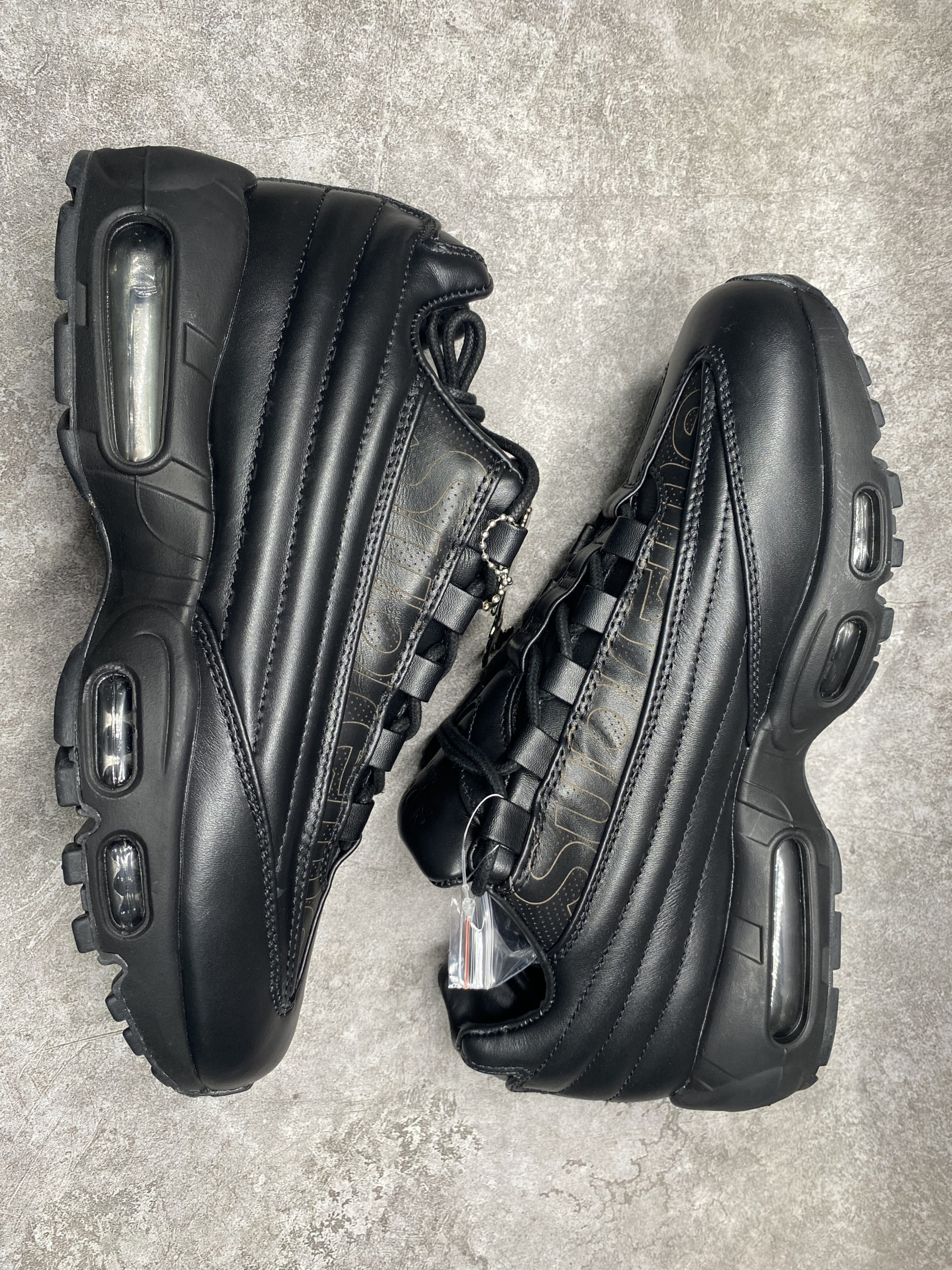 UA Nike Air Max 95