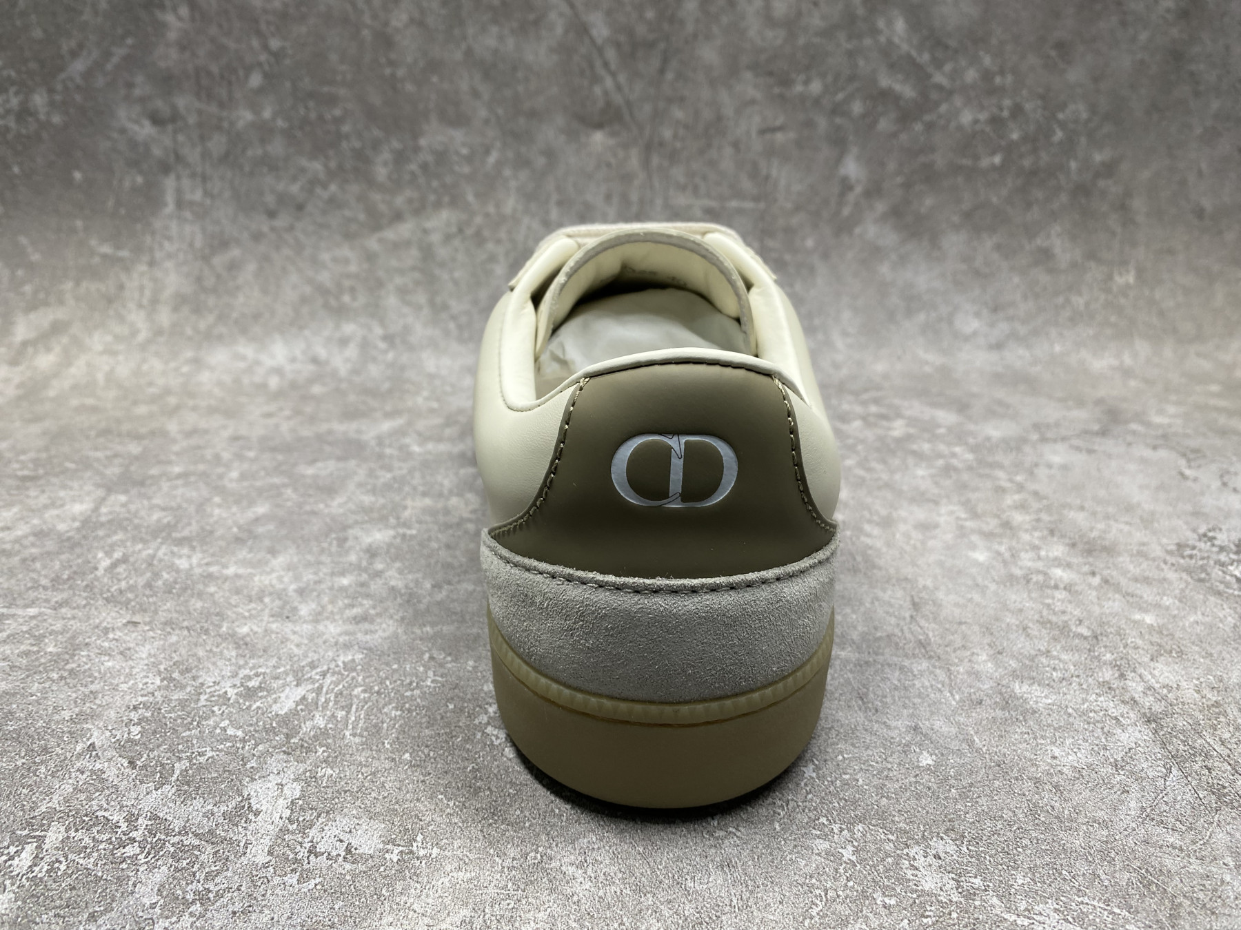 UA D10r B01 Matchpoint Sneaker
